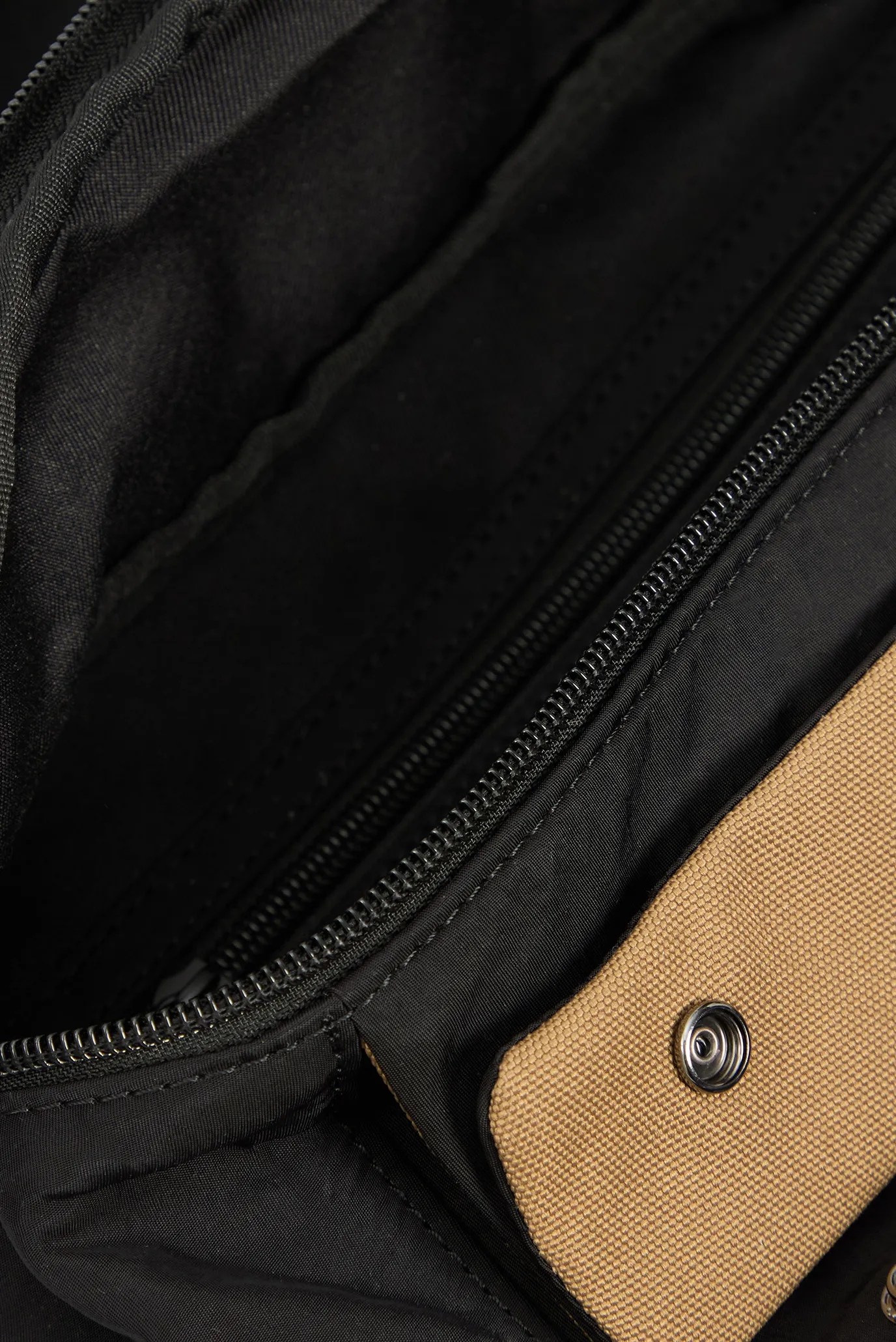 Чоловіча чорна поясна сумка 2