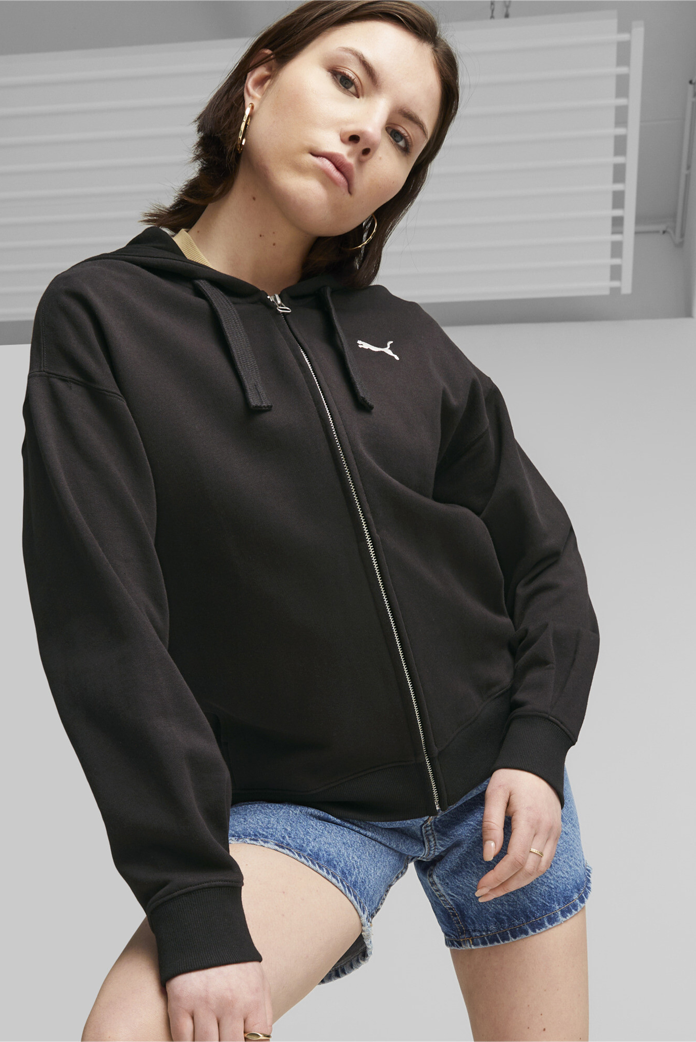 Женское черное худи HER Terry Full-Zip Hoodie Women 1