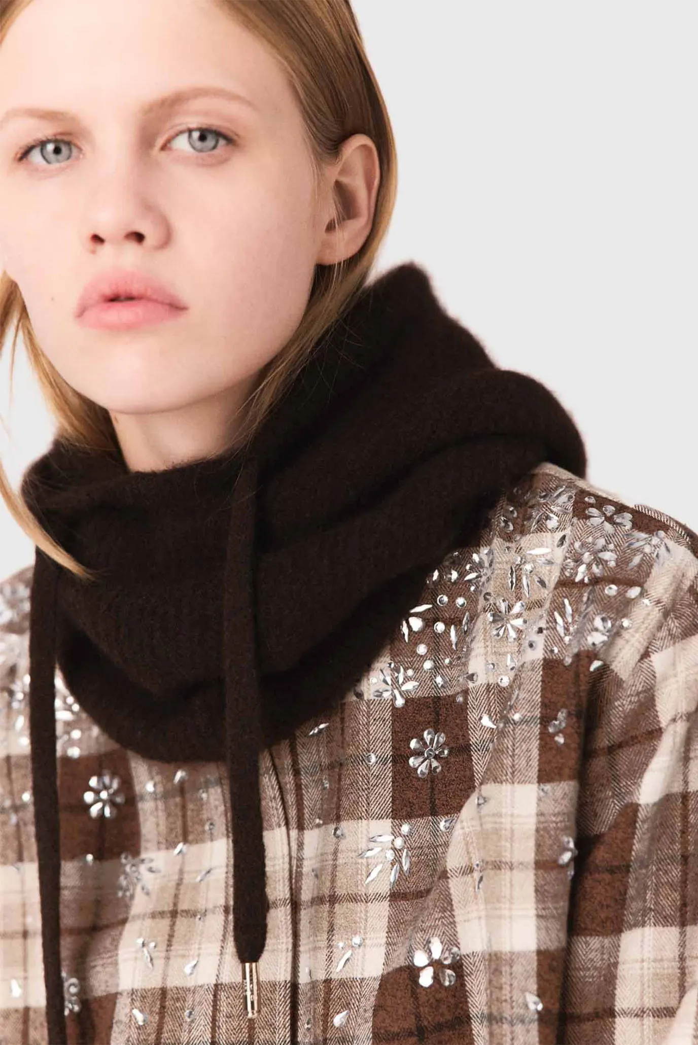 Жіноча коричнева картата сорочка 7