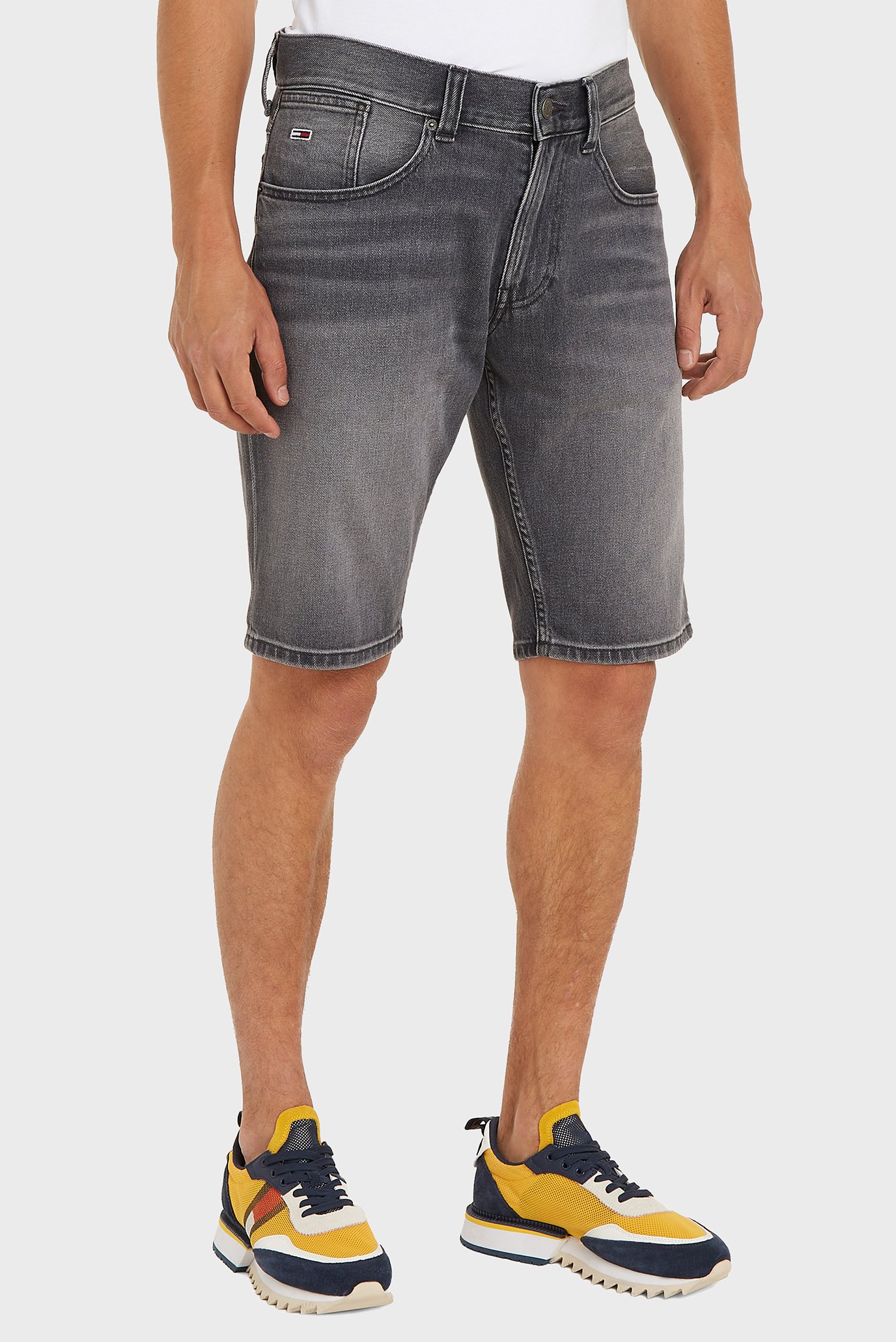 Мужские темно-серые джинсовые шорты RONNIE Серый 29 Tommy Jeans DM0DM18786 Мужские темно-серые джинсовые шорты RONNIE Серый 29 Tommy Jeans DM0DM18786