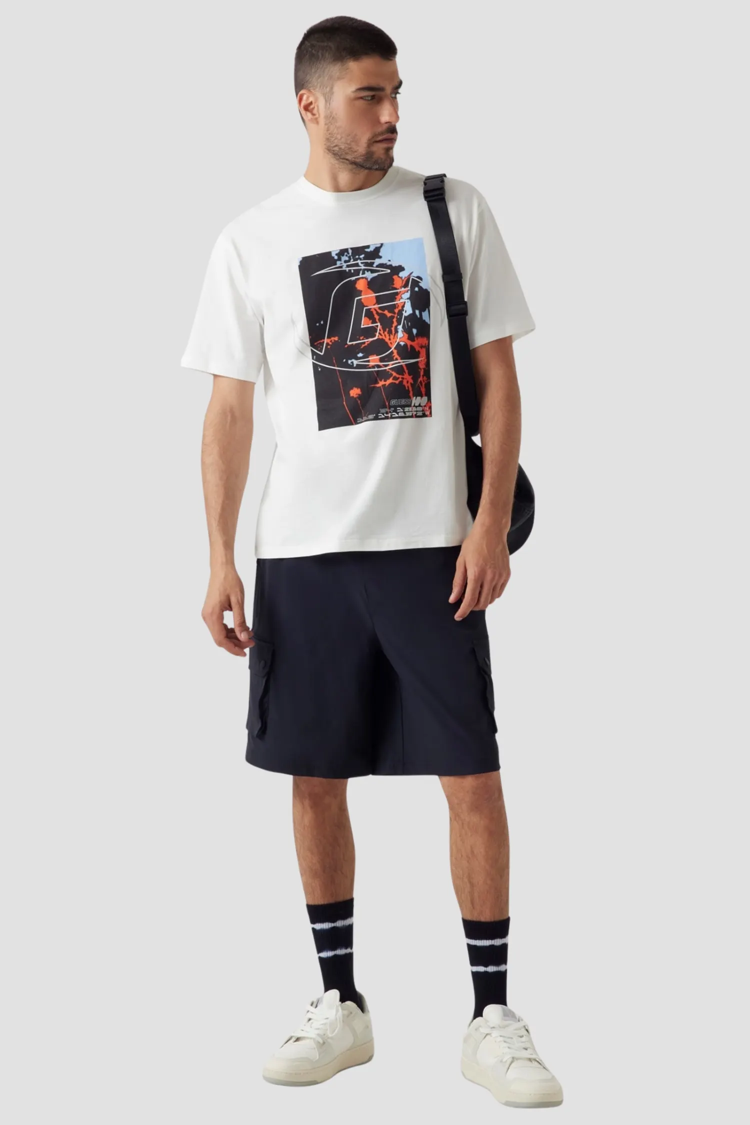 Чоловіча біла футболка 2