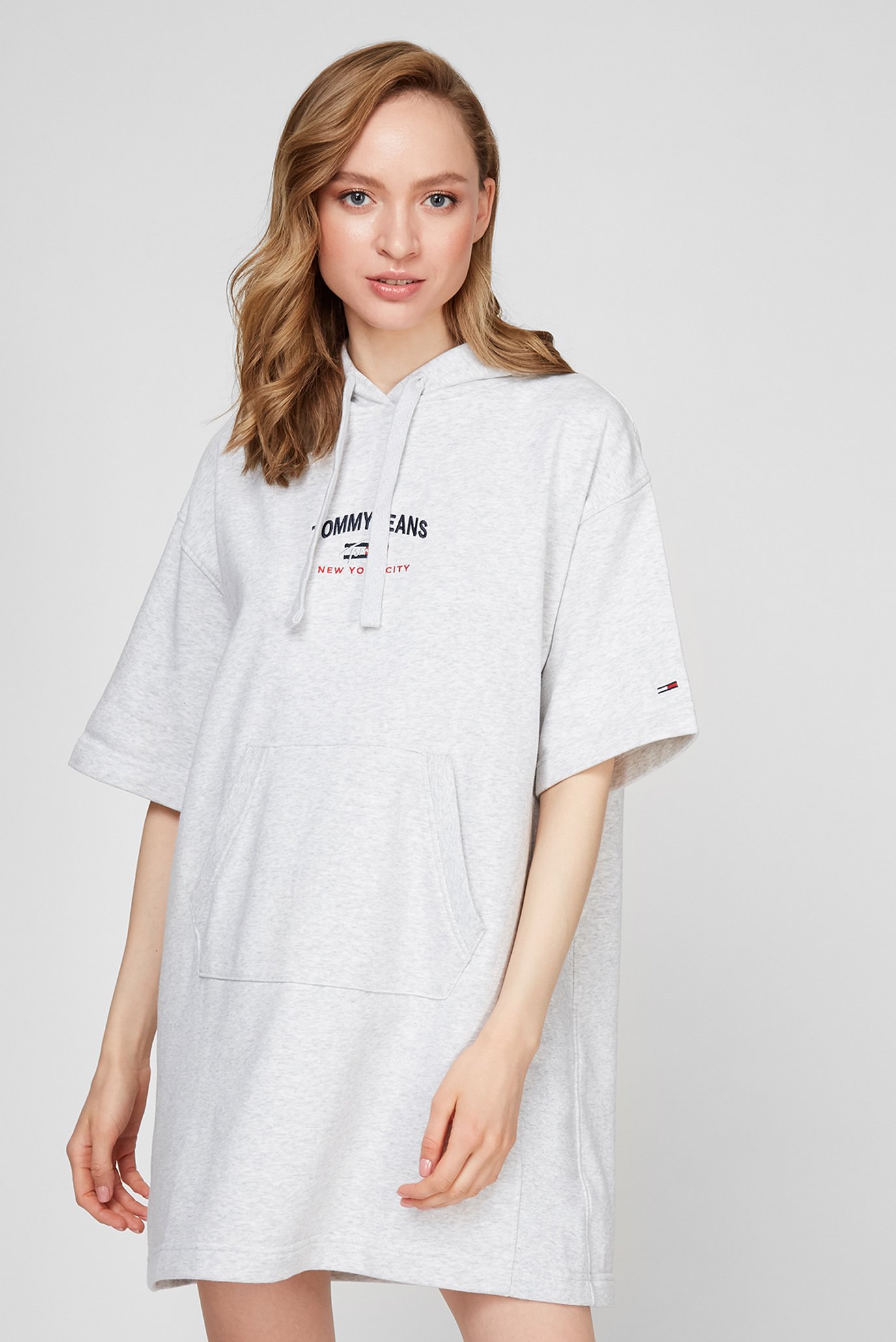 Жіноча сіра сукня TJW TIMELESS SCRIPT HOODIE DRESS 1