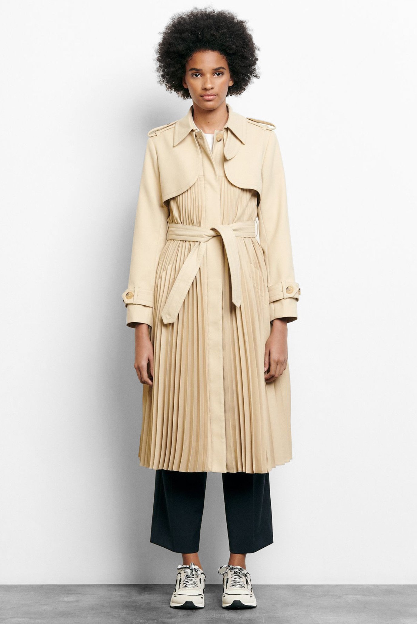 ①BRITISH FASHION… ②MODERN…③VISIONARIES 本 01_01eb8a09-b70d-4203-b896-