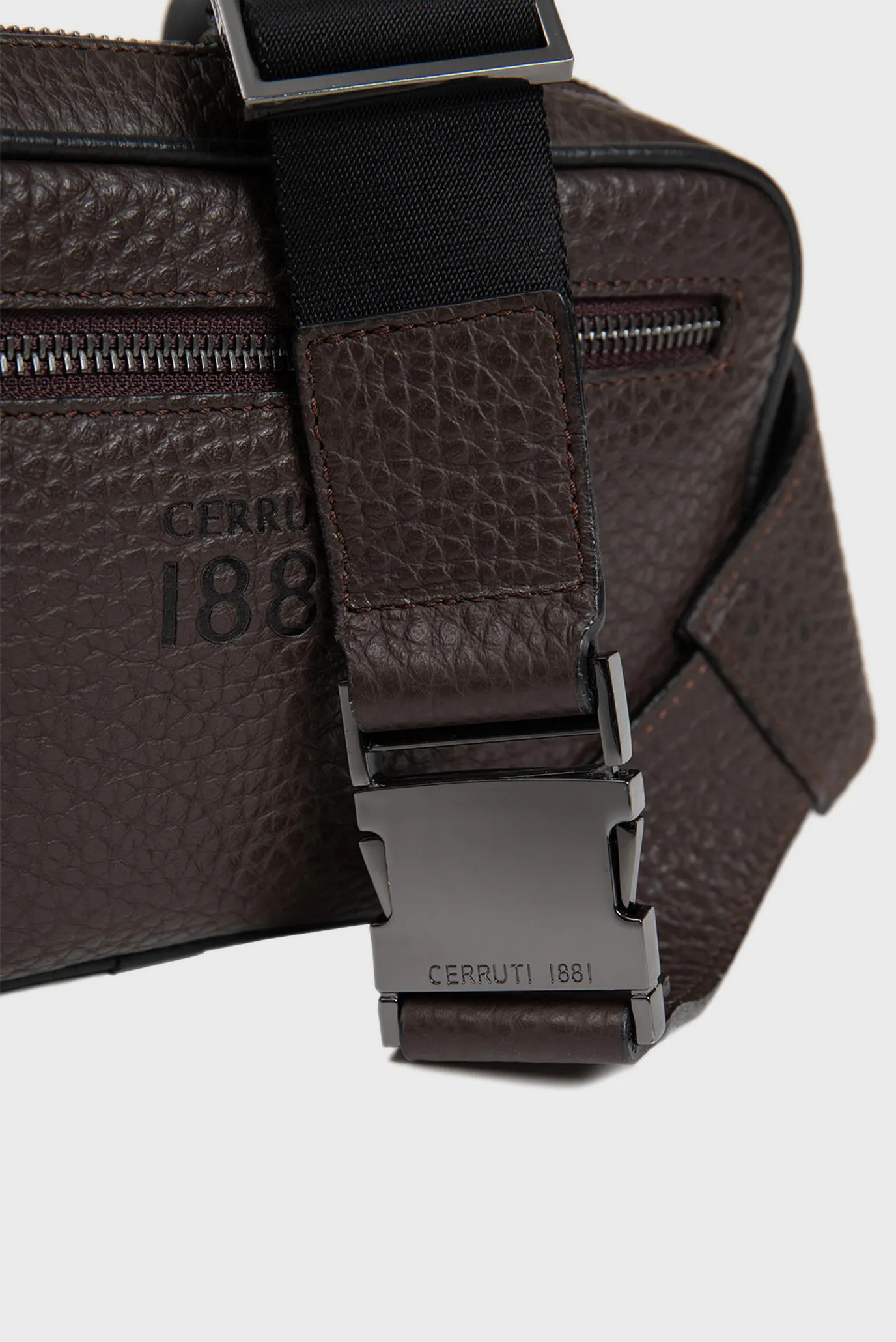 Чоловіча коричнева шкіряна поясна сумка 2