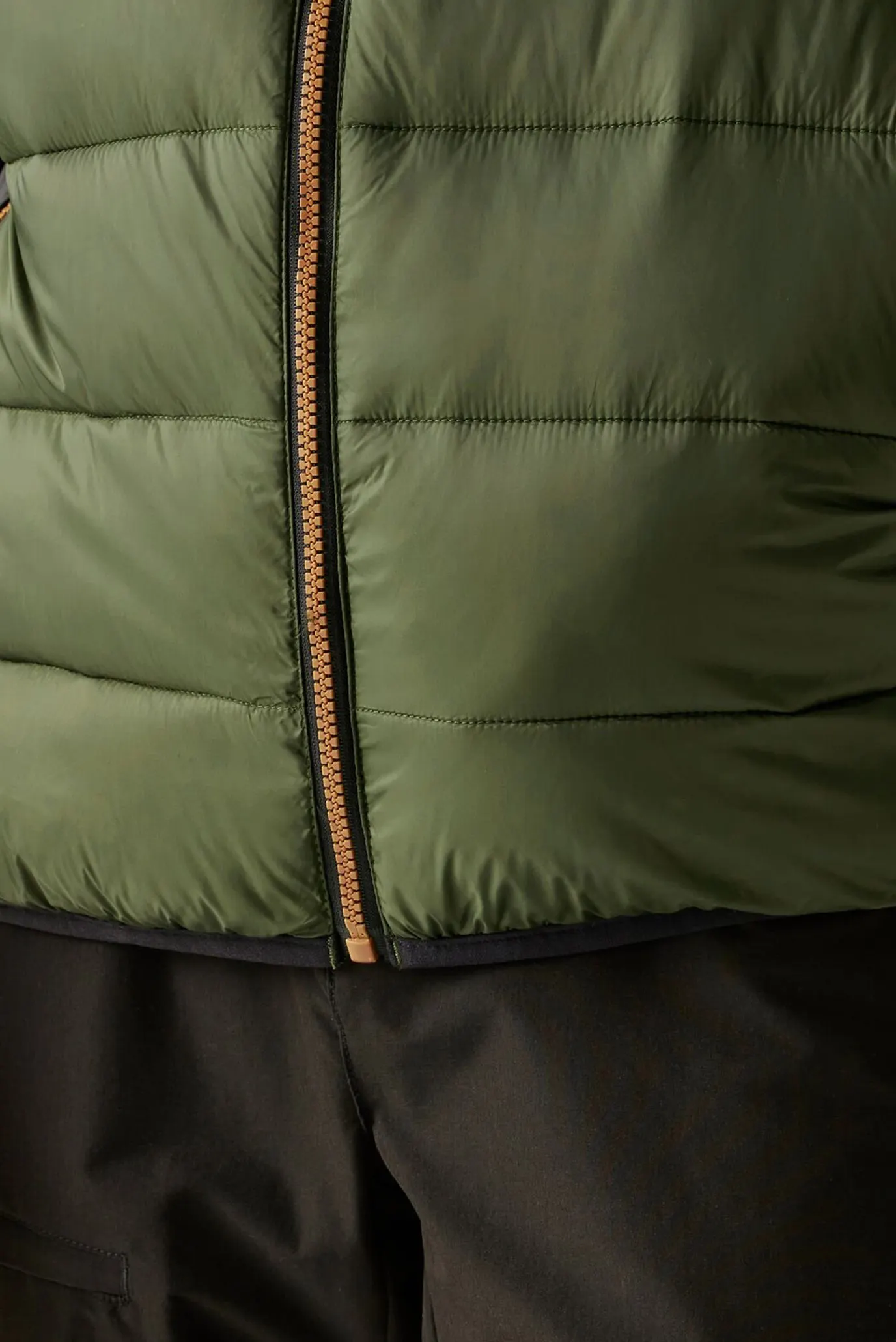 Мужская темно-зеленая куртка 5