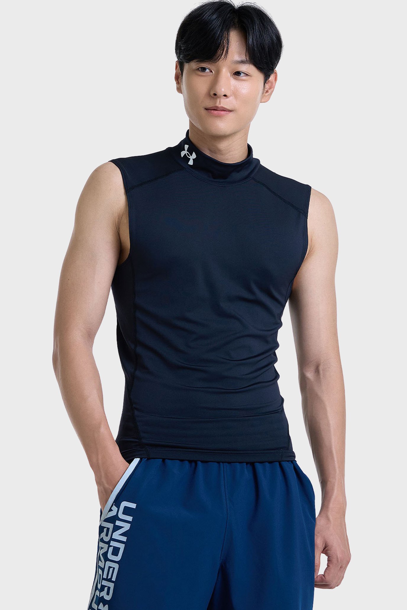 Мужская черная майка UA HG Armour Comp Mock SL Черный XL Under Armour 1361521-001 Мужская черная майка UA HG Armour Comp Mock SL Черный XL Under Armour 1361521-001