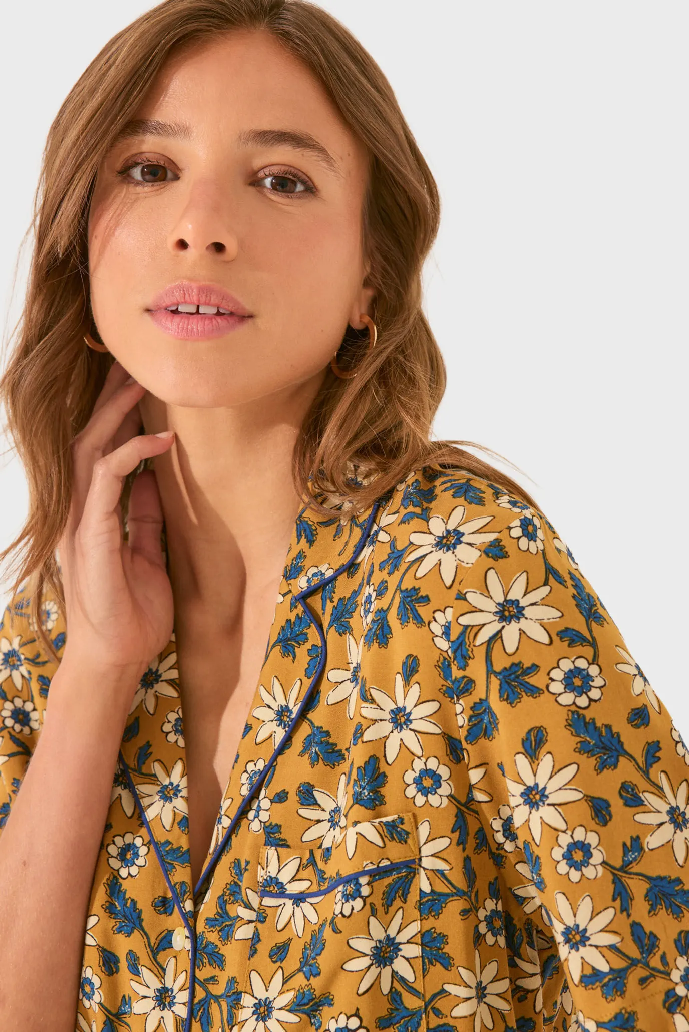 Жіноча гірчична піжама з візерунком (сорочка, брюки) 2