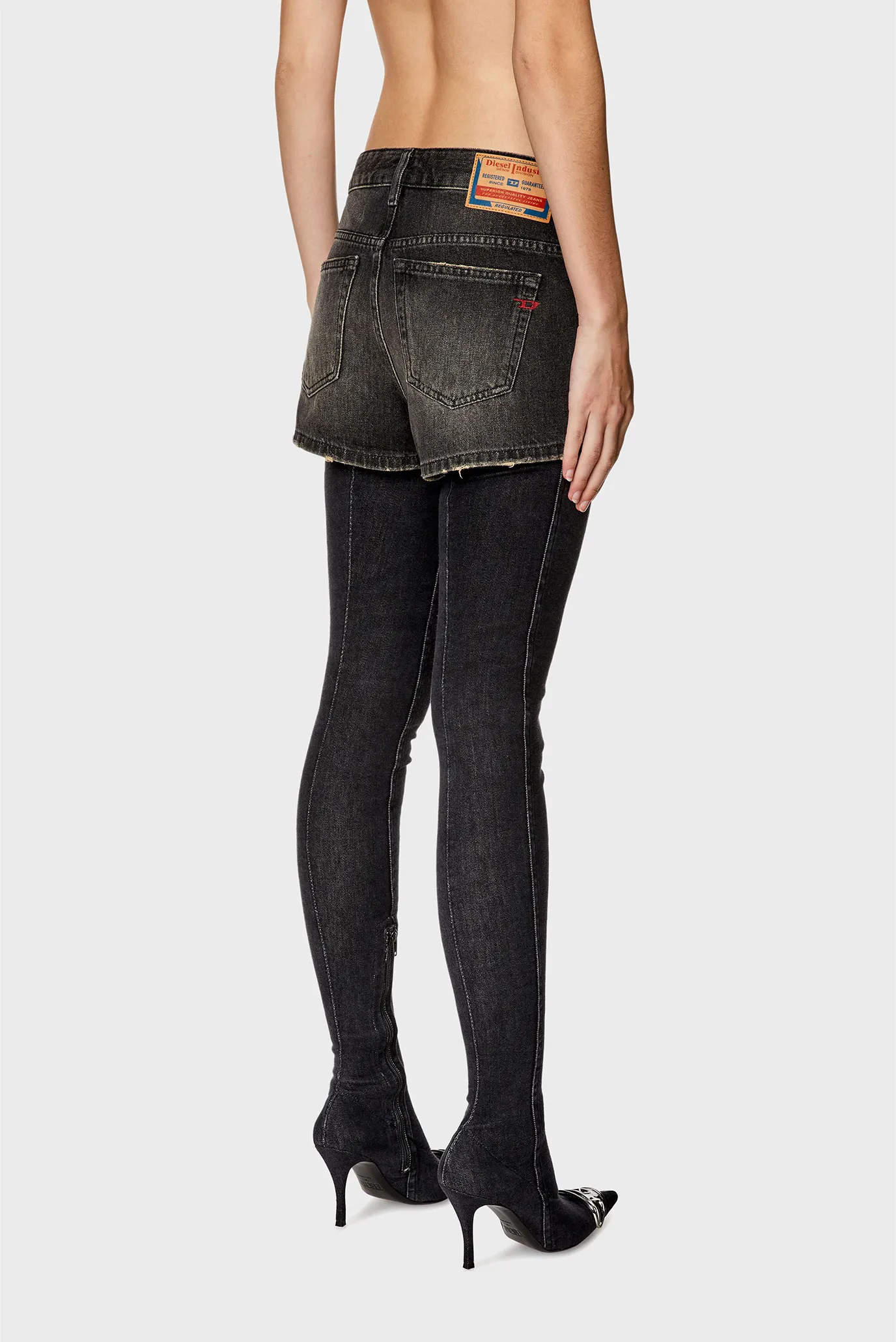 Жіночі темно-сірі джинсові шорти DE-YUBA 2