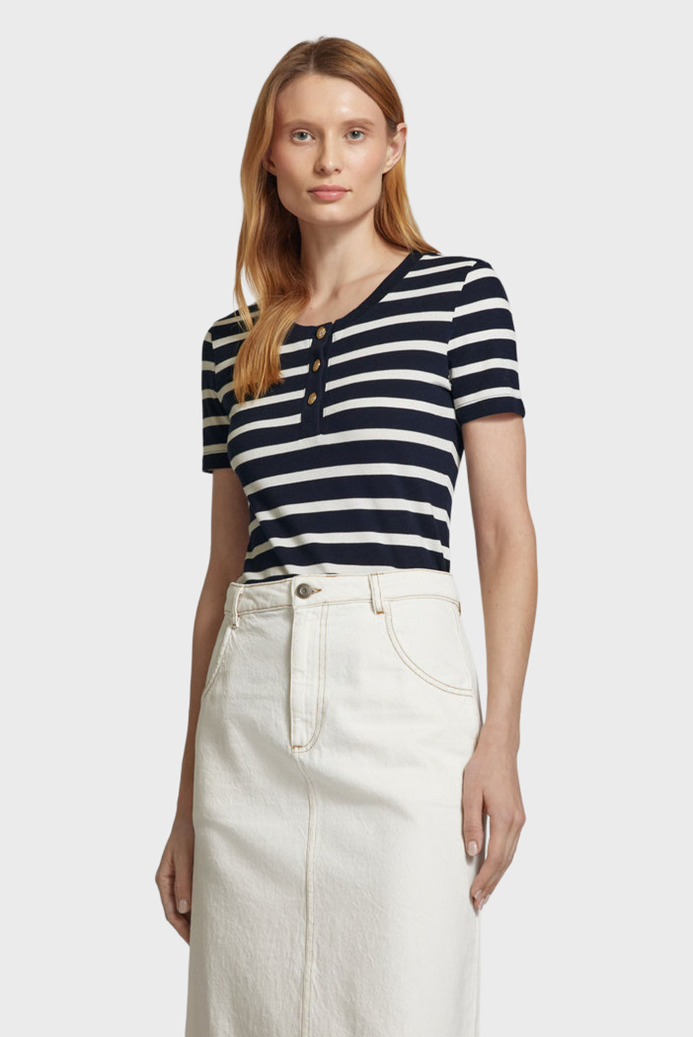 Женская темно-синяя футболка в полоску SLIM STRIPED PIQUE Синий XS Gant 4200552 Женская темно-синяя футболка в полоску SLIM STRIPED PIQUE Синий XS Gant 4200552