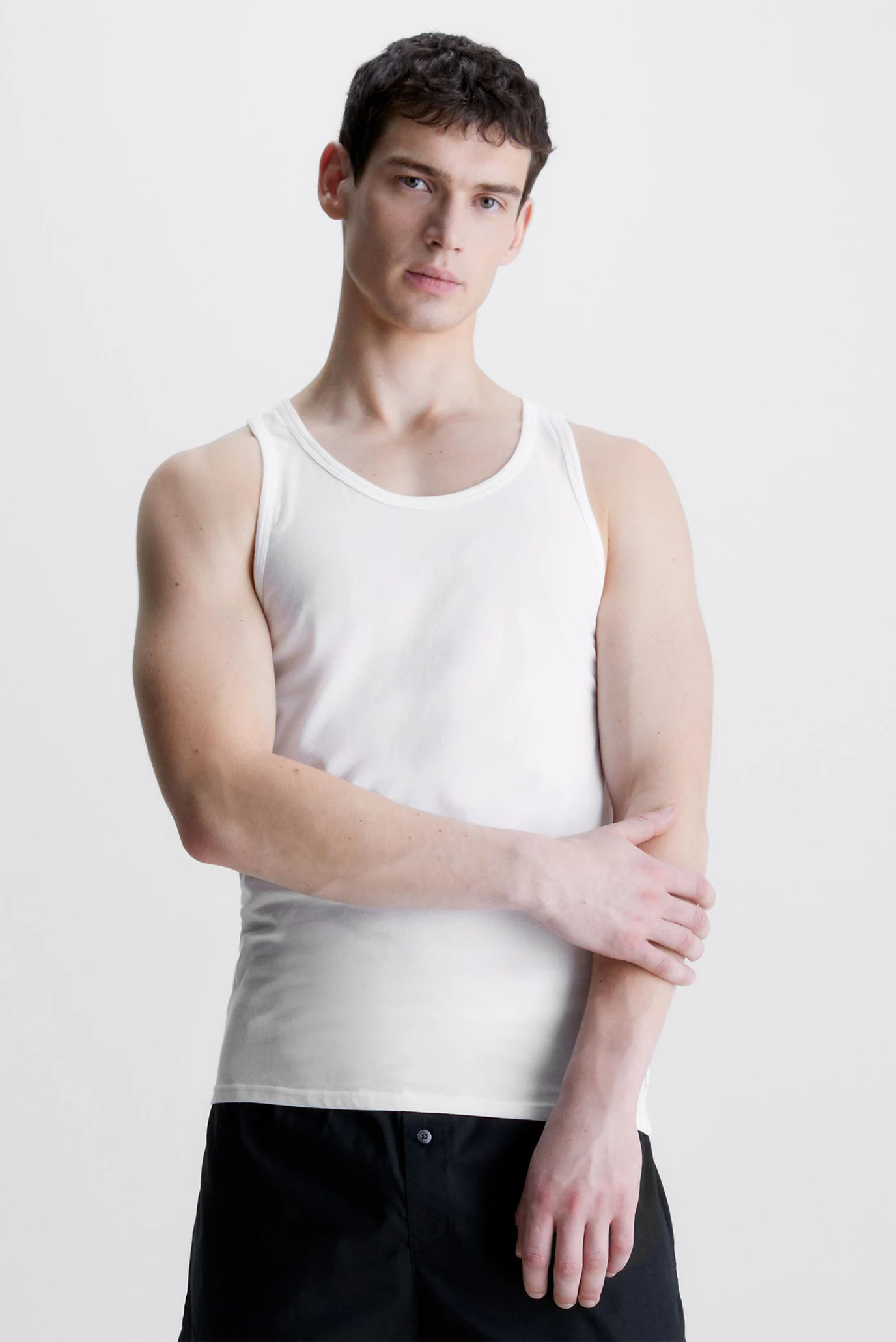 Мужская белая майка (2 шт) Calvin Klein 000NB1099A — MD-Fashion