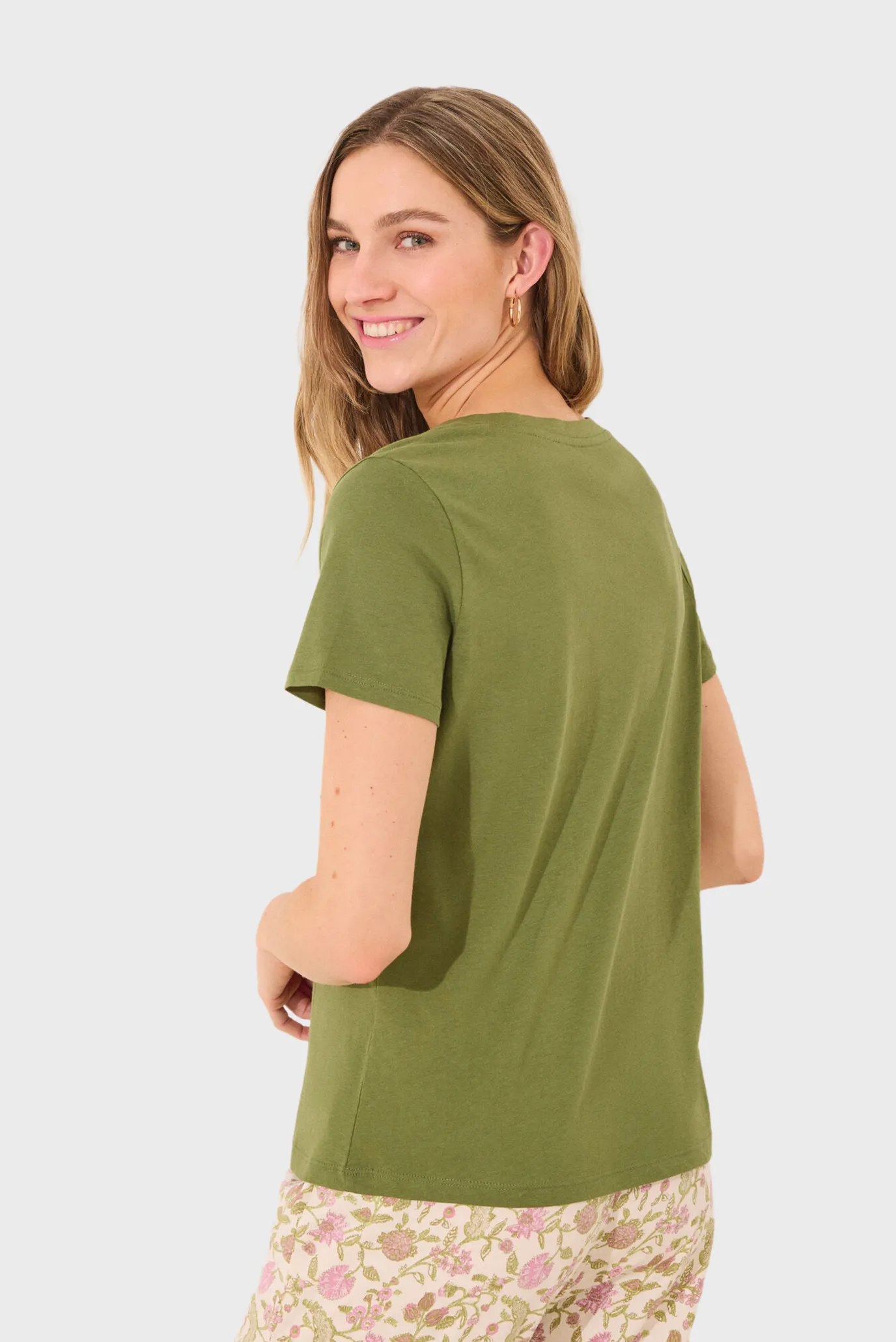 Жіноча зелена футболка 3