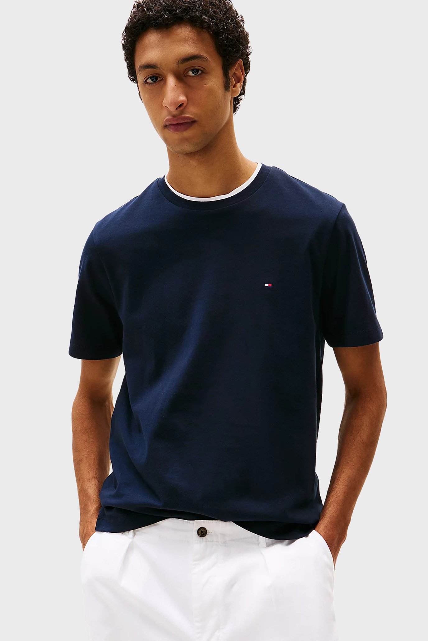 Мужская темно-синяя футболка LIGHT INTERLOCK TEE Синий XXL Tommy Hilfiger MW0MW37508 Мужская темно-синяя футболка LIGHT INTERLOCK TEE Синий XXL Tommy Hilfiger MW0MW37508