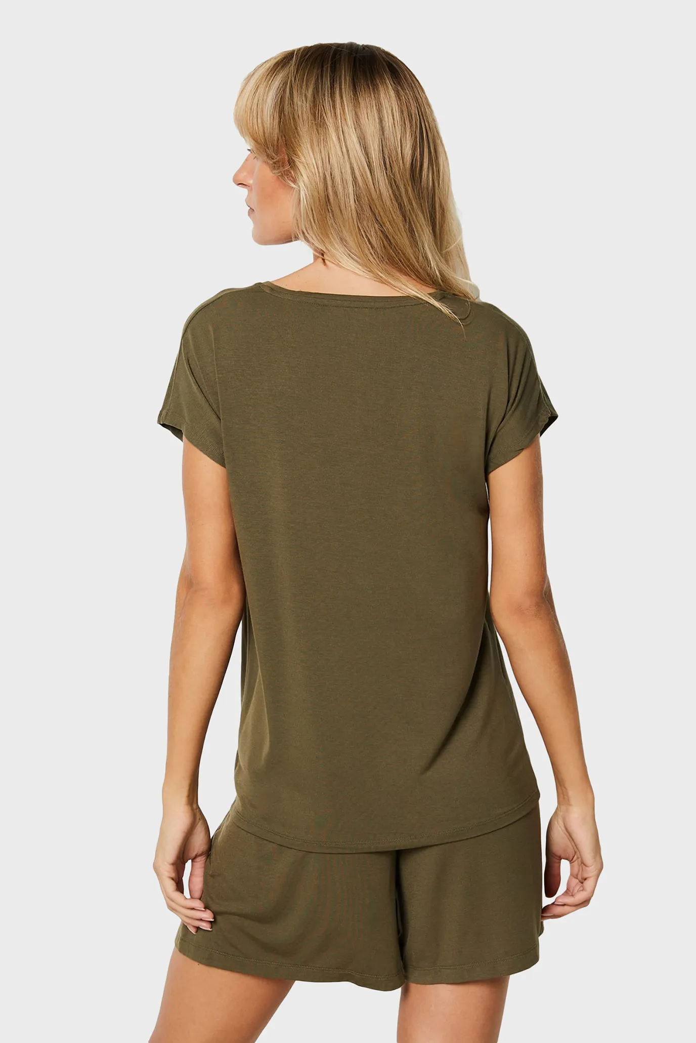 Жіноча оливкова футболка MODY 3