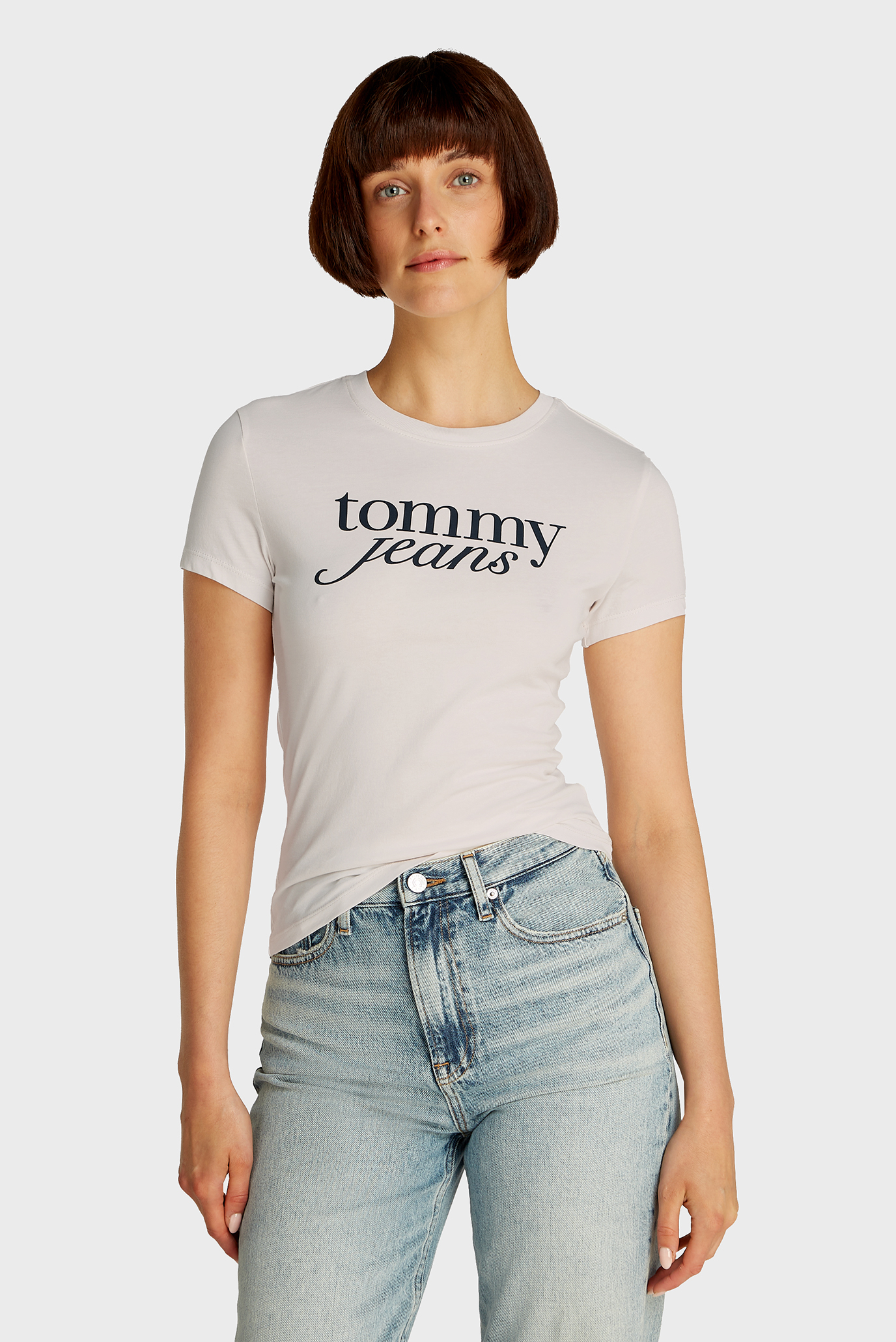 Женская белая футболка TJW SLIM ESSENTIAL LOGO Белый S Tommy Jeans DW0DW19447 Женская белая футболка TJW SLIM ESSENTIAL LOGO Белый S Tommy Jeans DW0DW19447