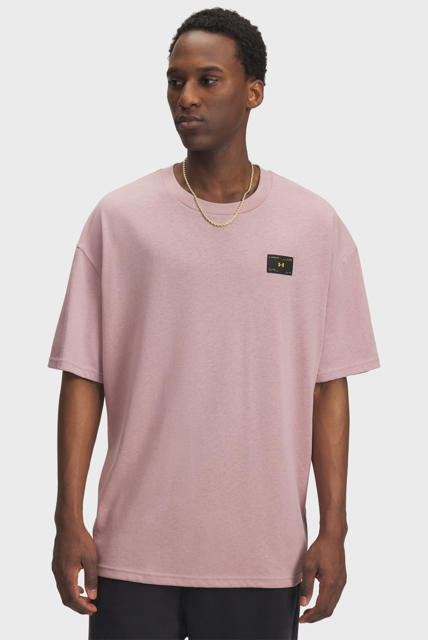 Мужская пудровая футболка UA HWT WOVEN LABEL SS Розовый XXL Under Armour 6005668-673 Мужская пудровая футболка UA HWT WOVEN LABEL SS Розовый XXL Under Armour 6005668-673