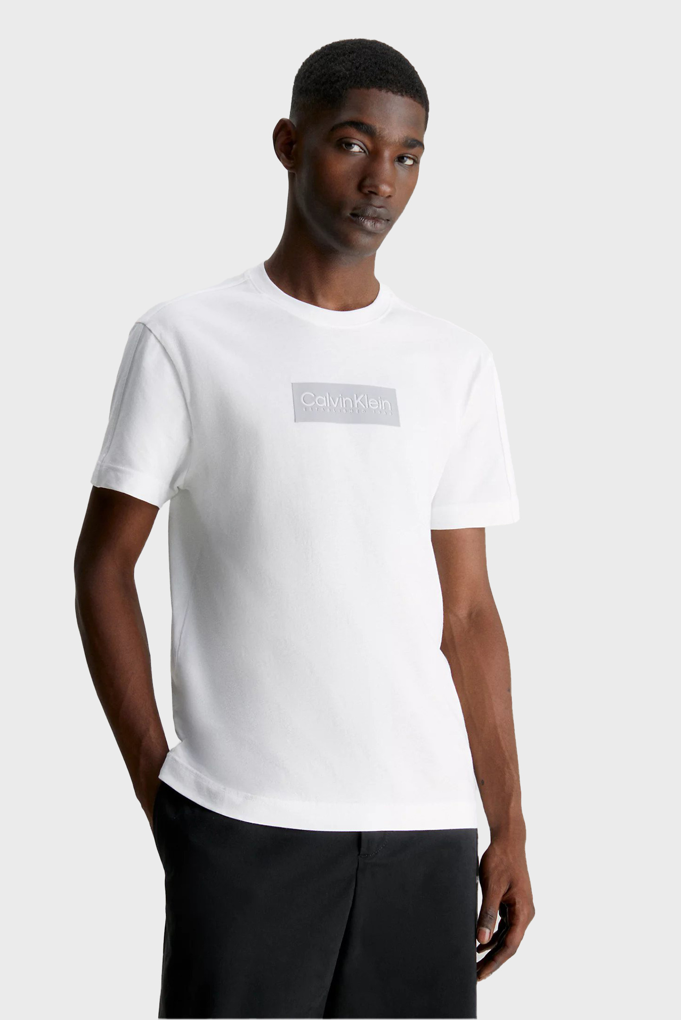 Мужская белая футболка RAISED RUBBER LOGO 1