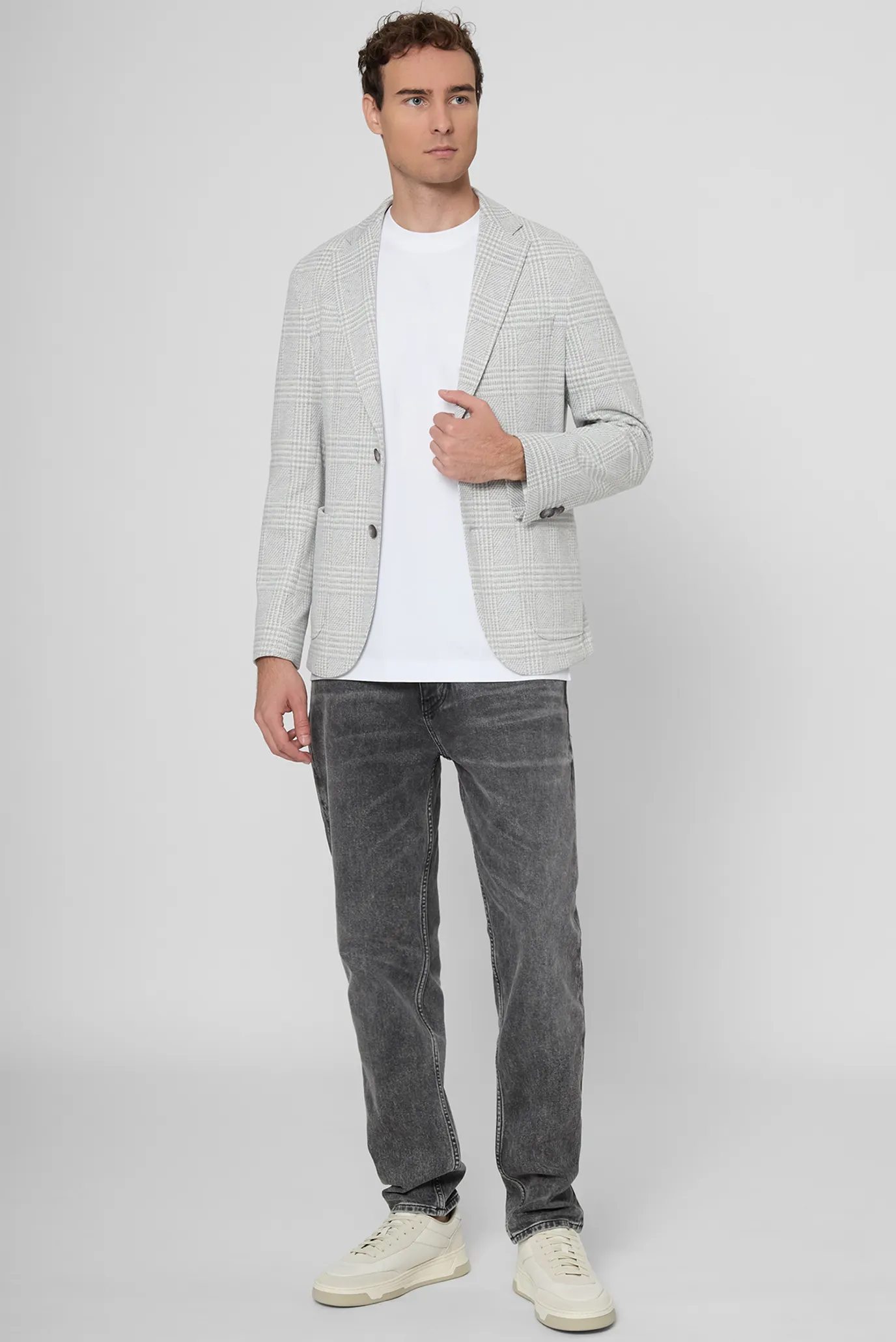 Мужской серый блейзер в клетку 2
