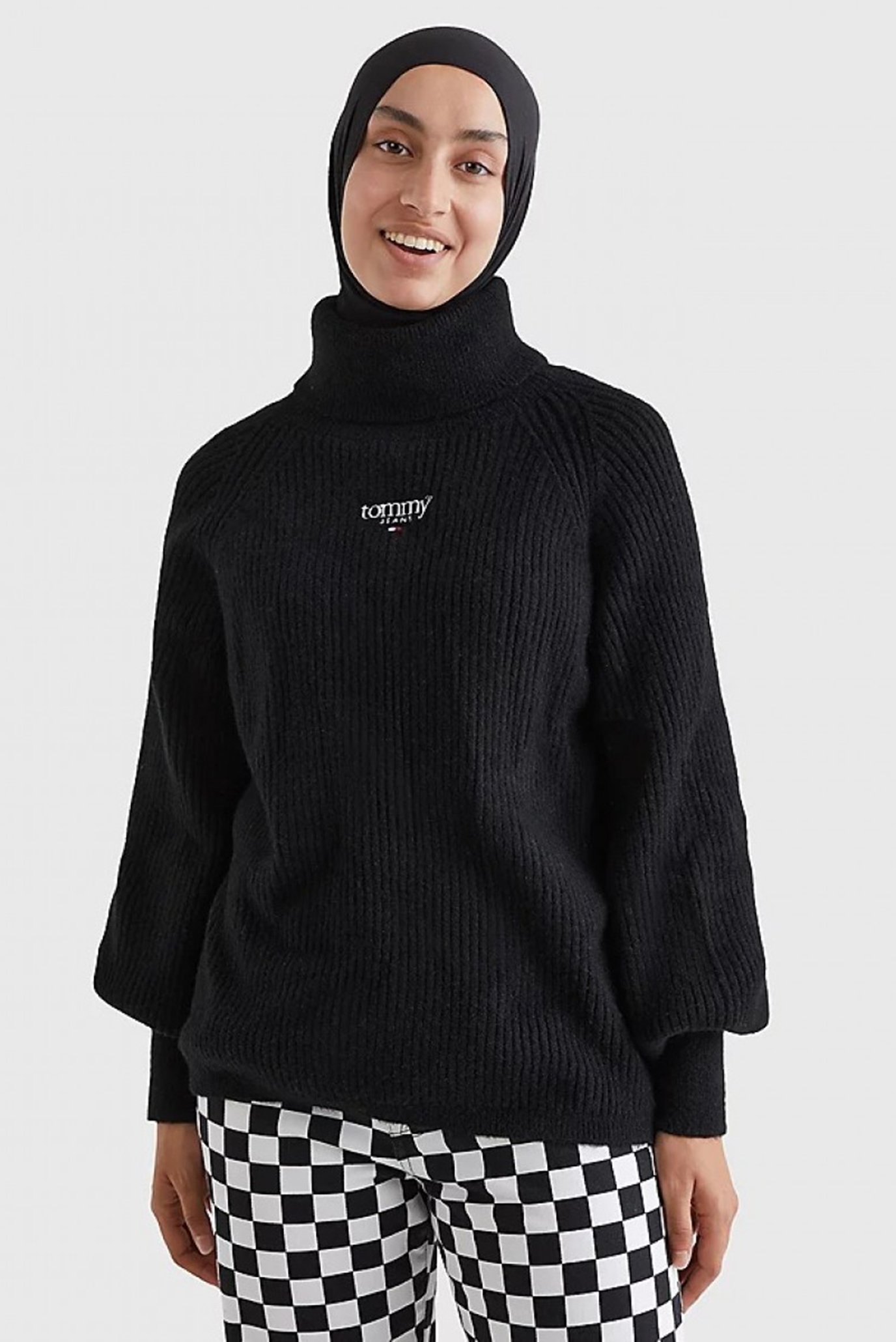 Женский черный свитер TJW RLXD LOFTY 1