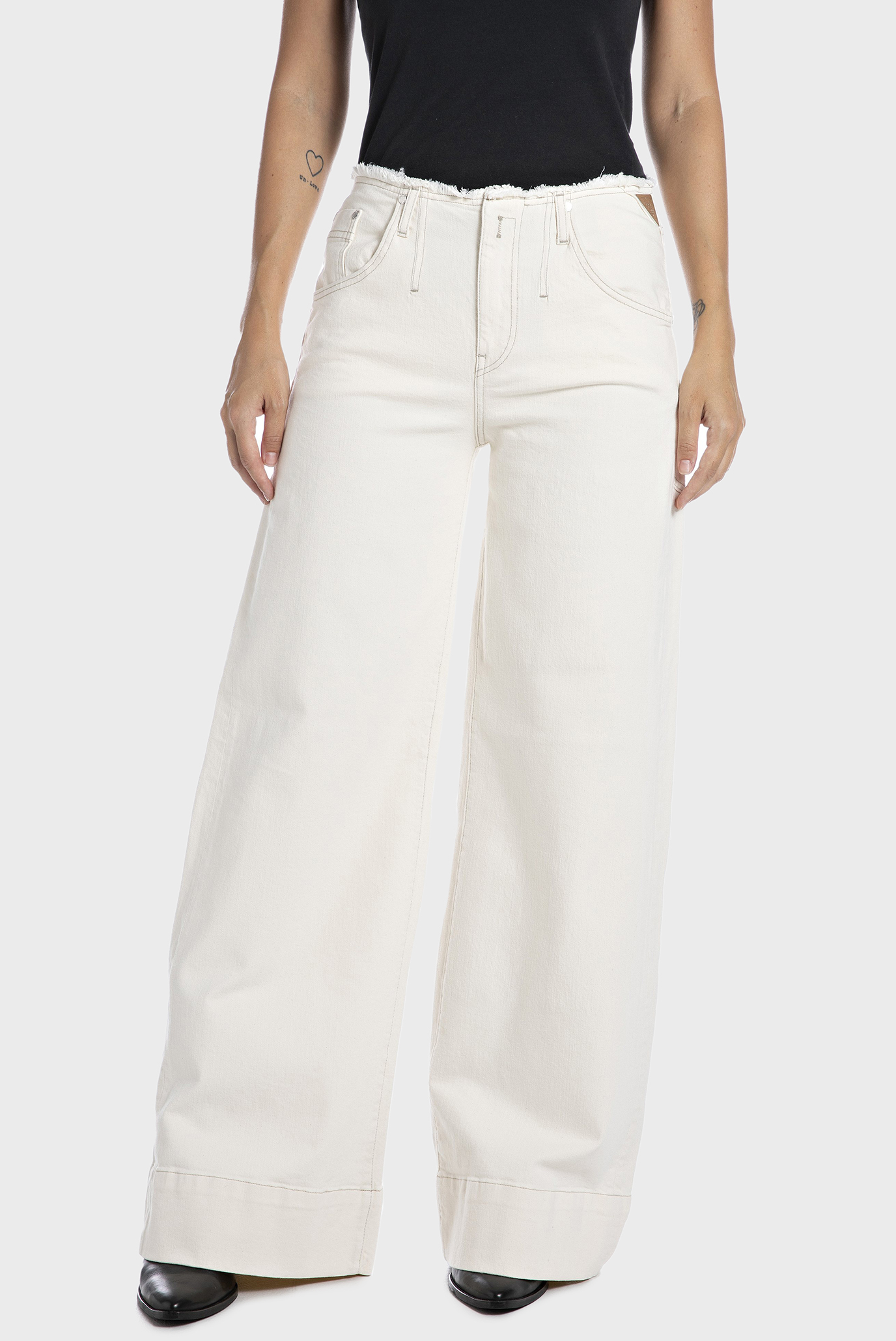 Жіночі білі джинси 1