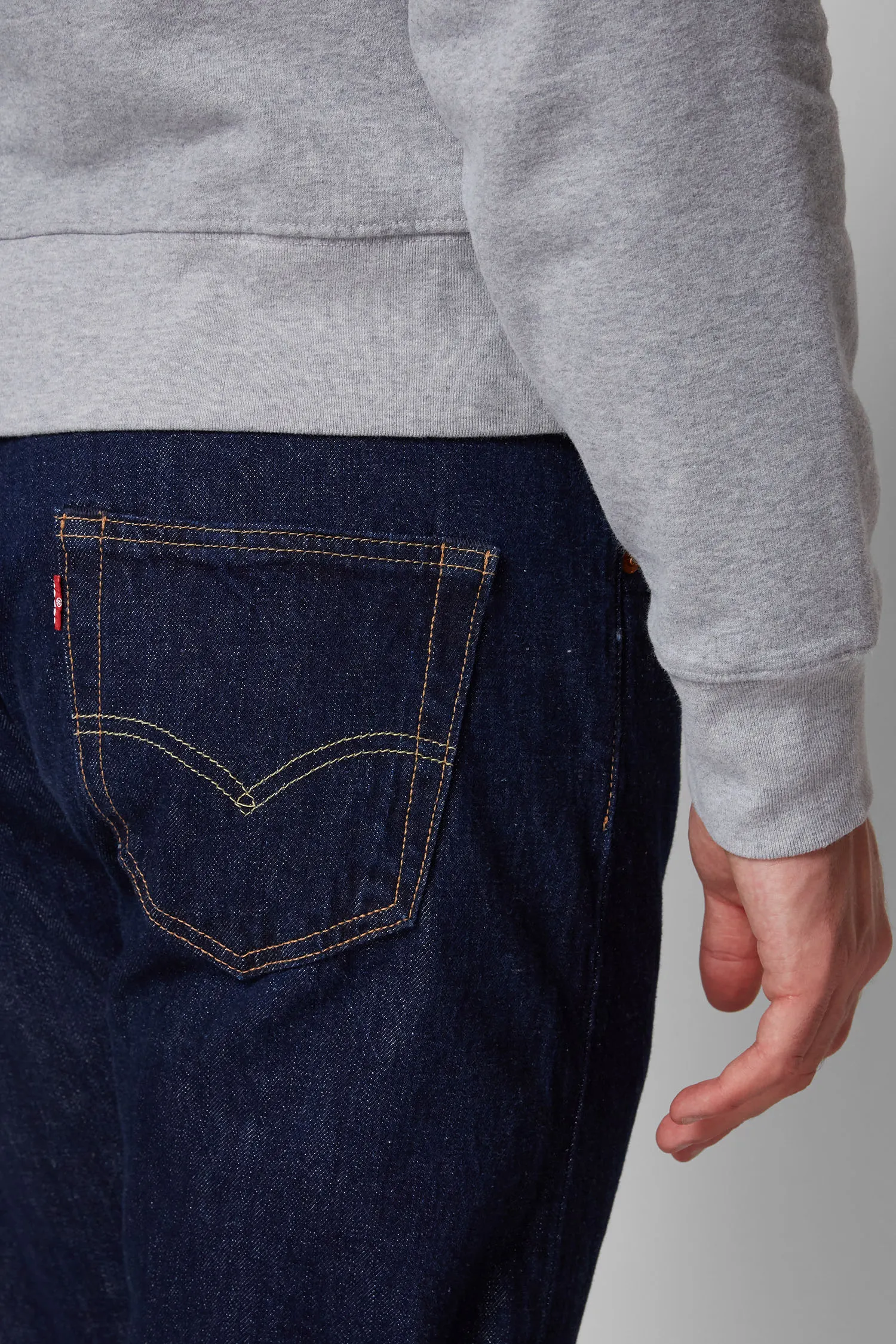 Мужские темно-синие джинсы 501® Straight 4