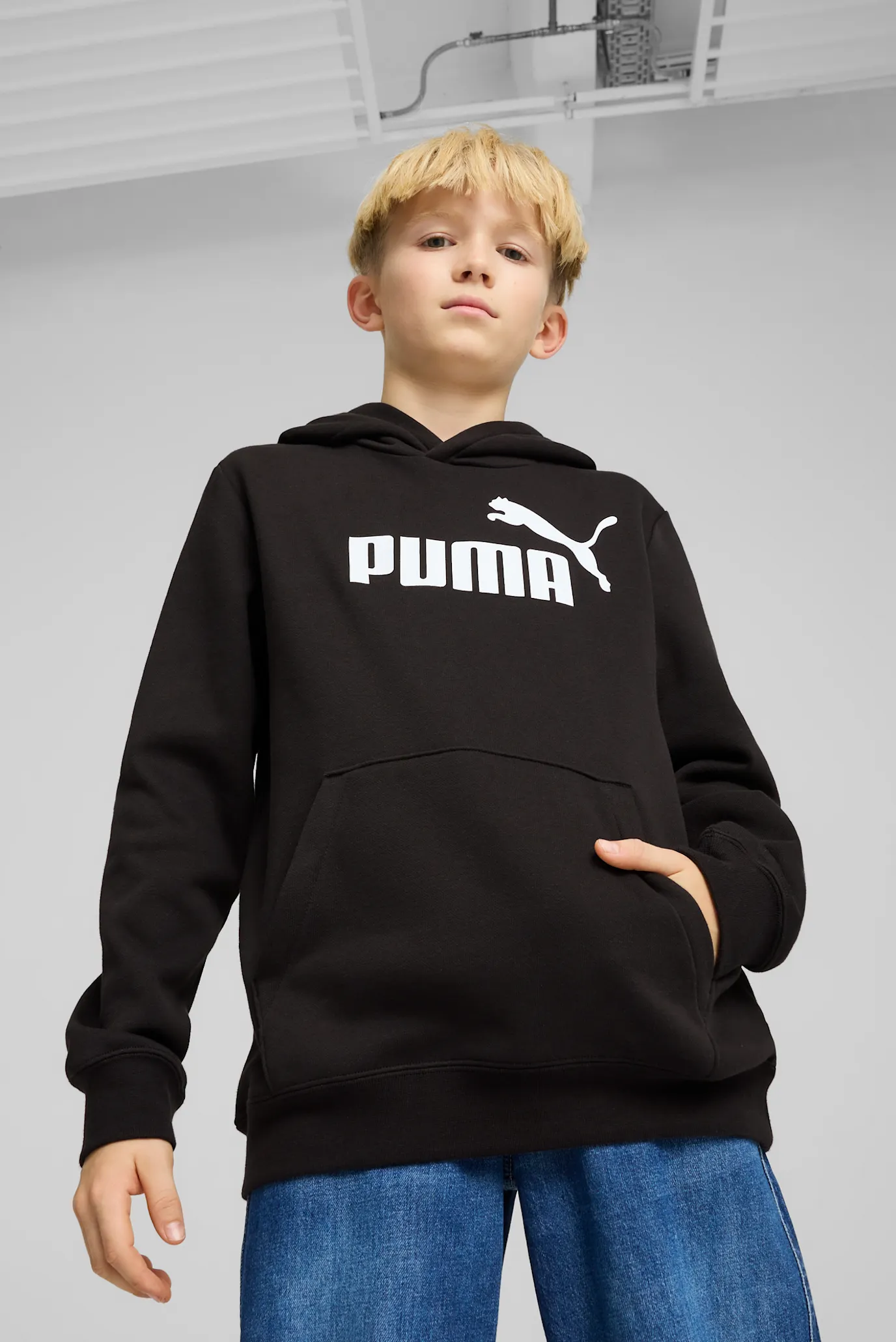 Детское черное худи ESS No. 1 Logo Fleece Hoodie Youth 1