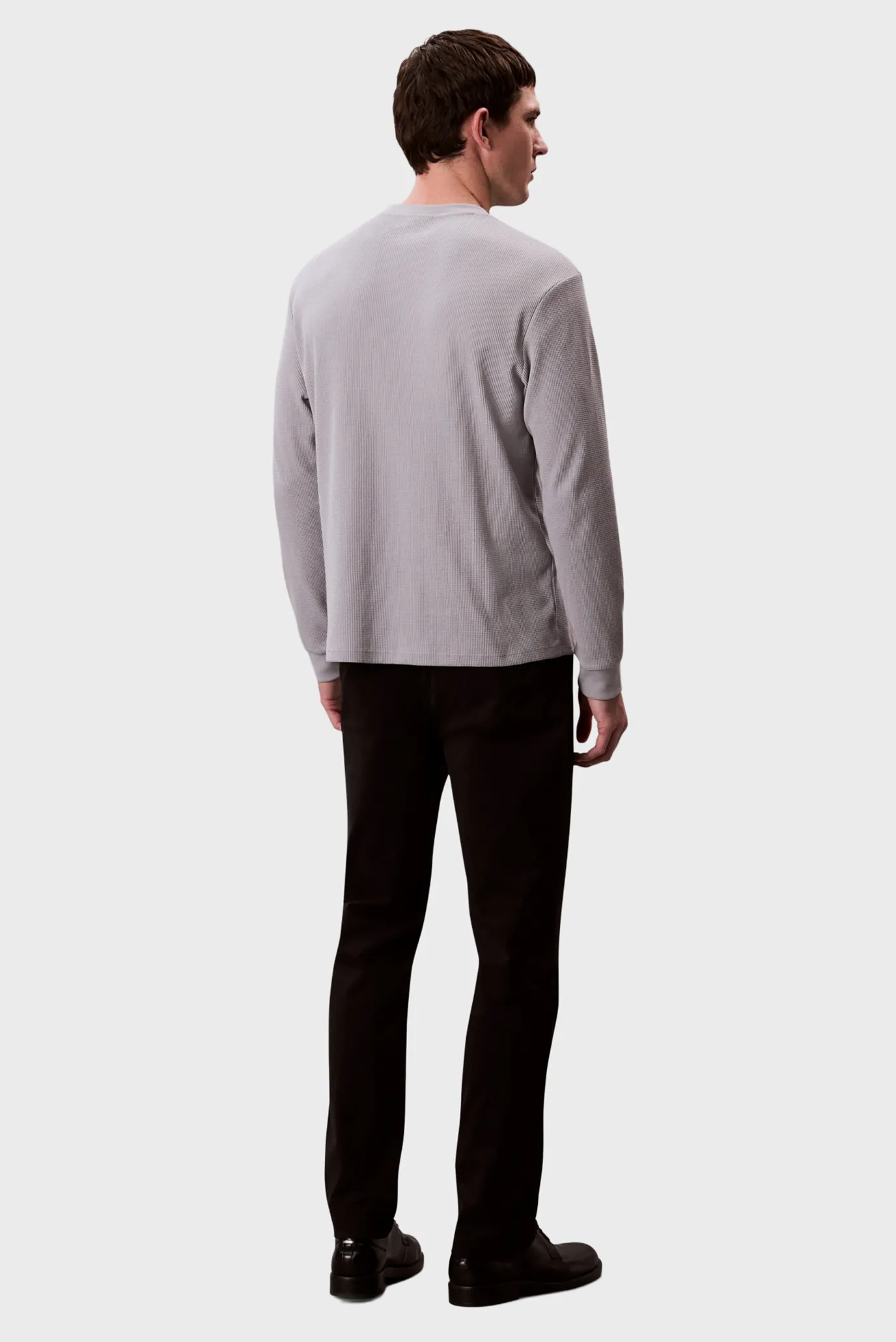 Мужской серый лонгслив WAFFLE BADGE 4