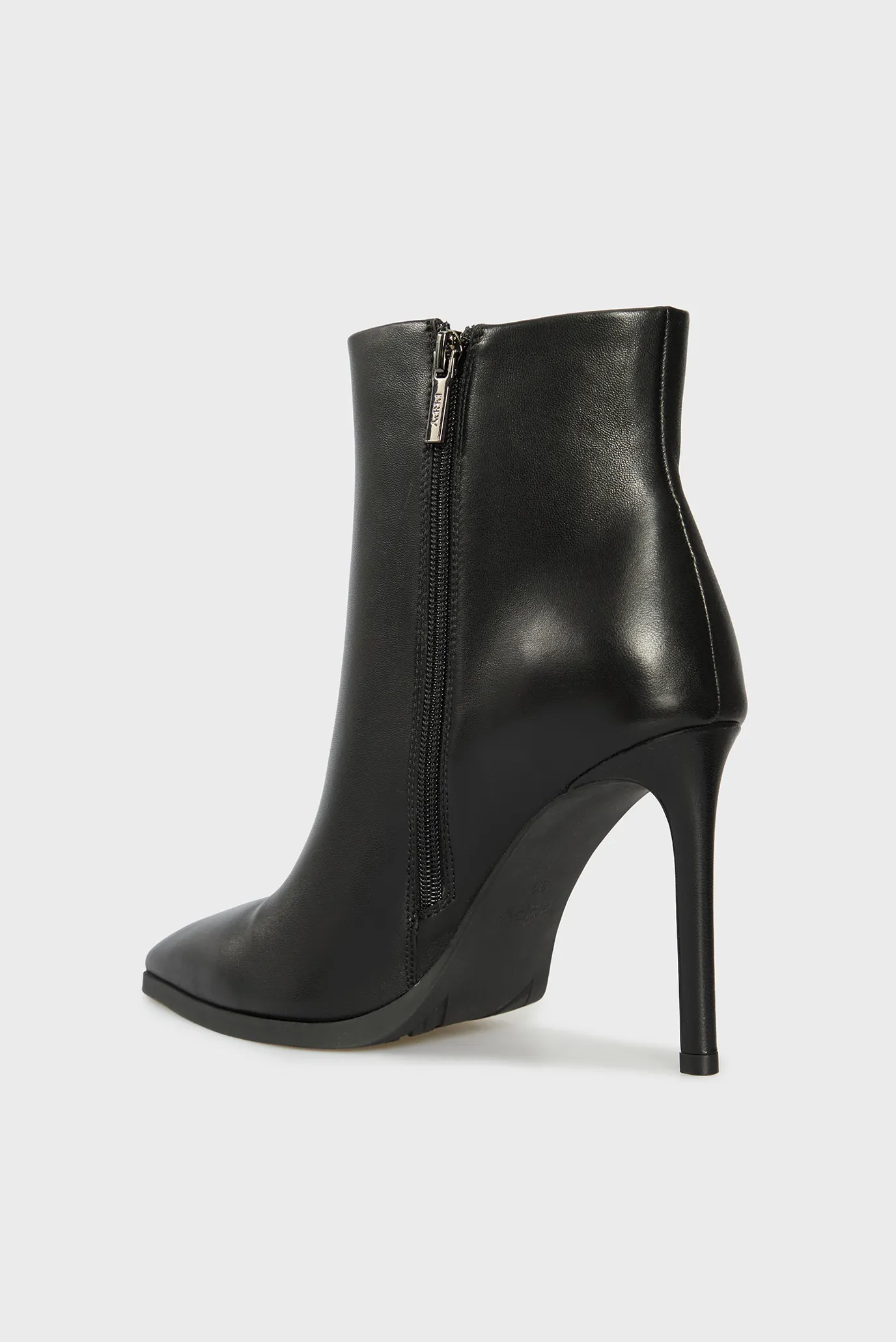 Женские черные кожаные ботильоны Edwige 5