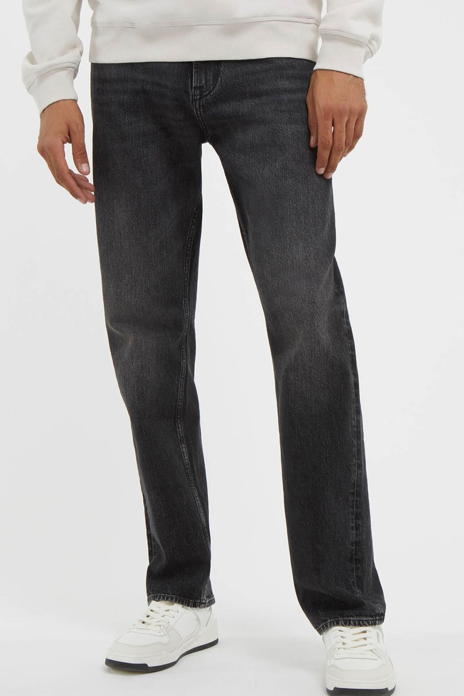 Чоловічі чорні джинси 1