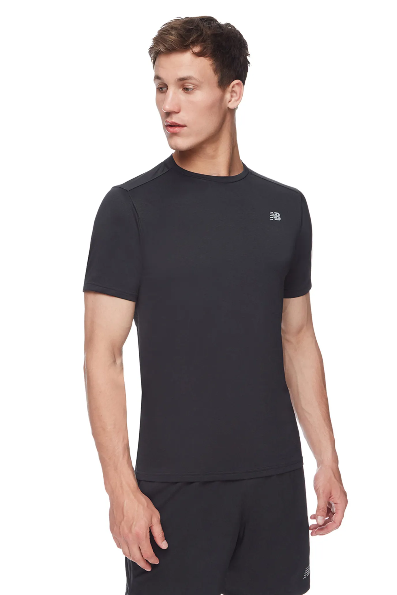 Мужская черная футболка Accelerate New Balance MT03203BK — MD-Fashion