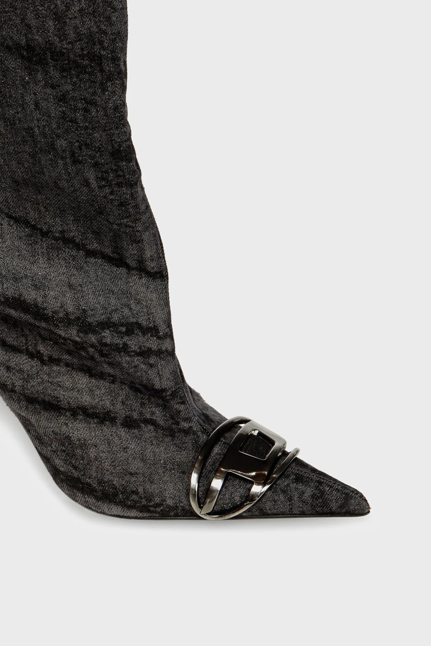 Жіночі чорні джинсові ботфорти VENUS 2