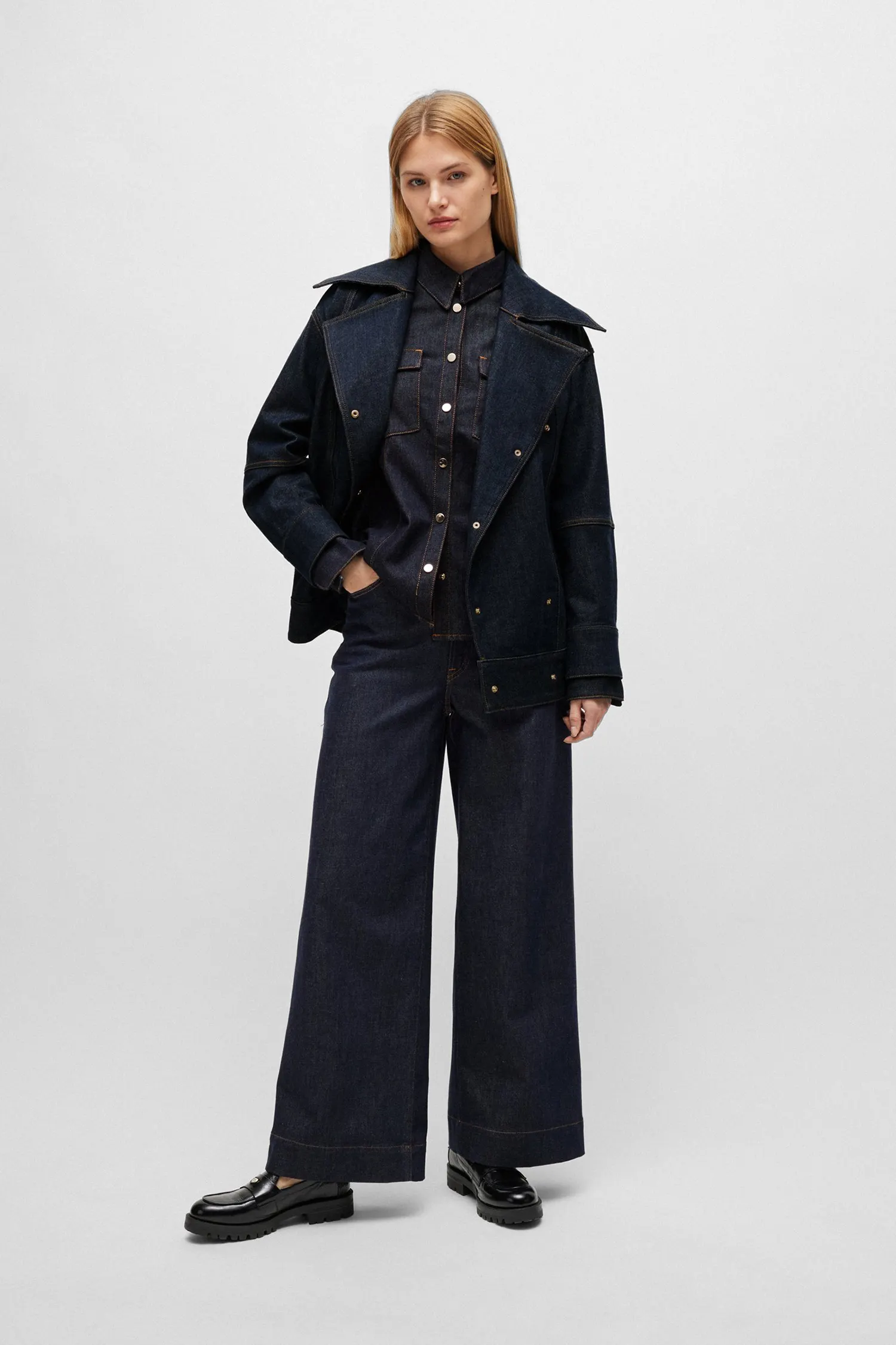 Жіноча темно-синя джинсова сорочка 4