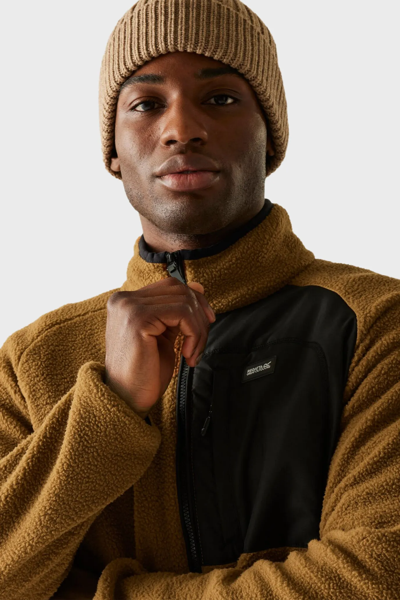 Мужская коричневая спортивная кофта 4