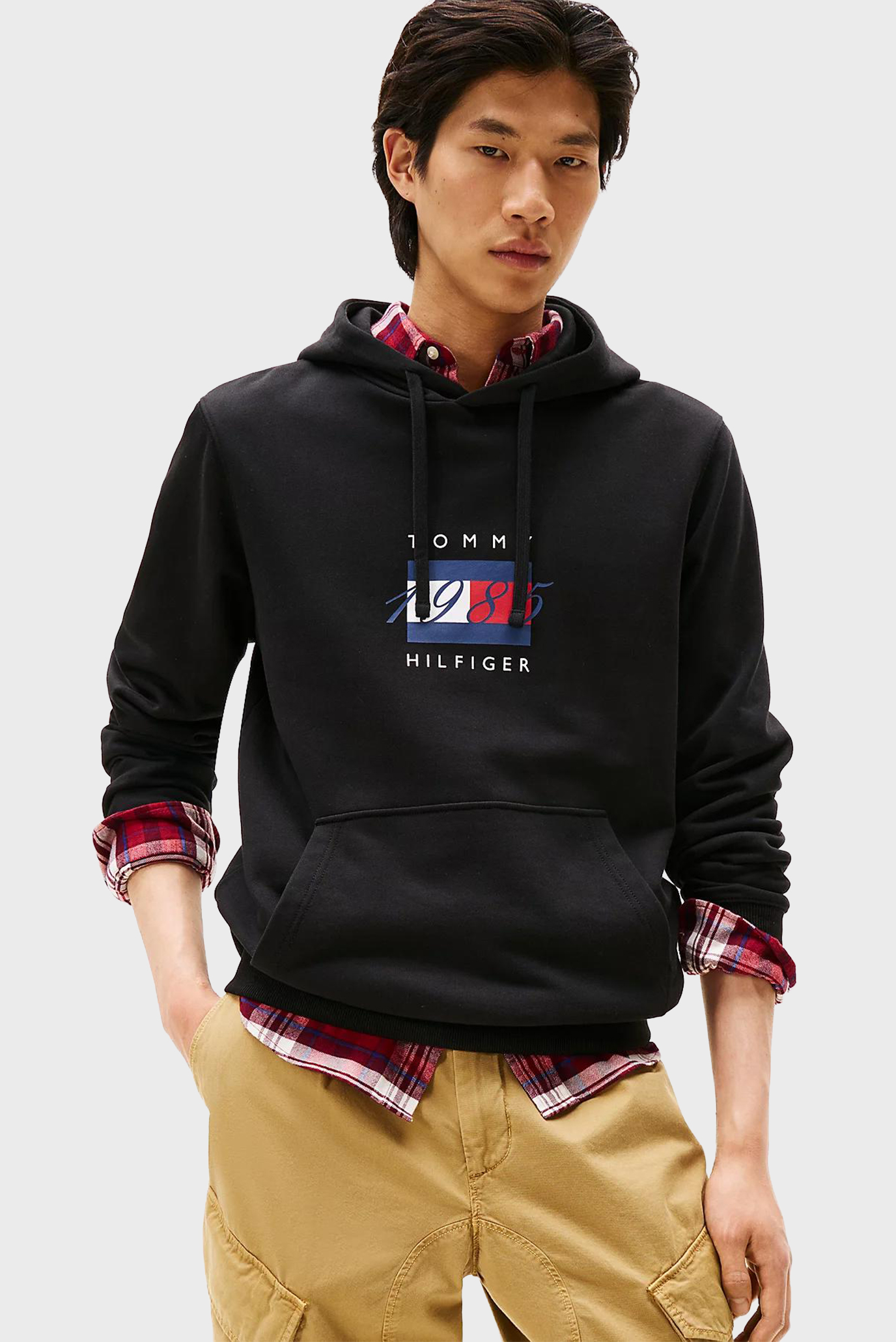Мужское черное худи LINEAR Черный M Tommy Hilfiger MW0MW41332 Мужское черное худи LINEAR Черный M Tommy Hilfiger MW0MW41332