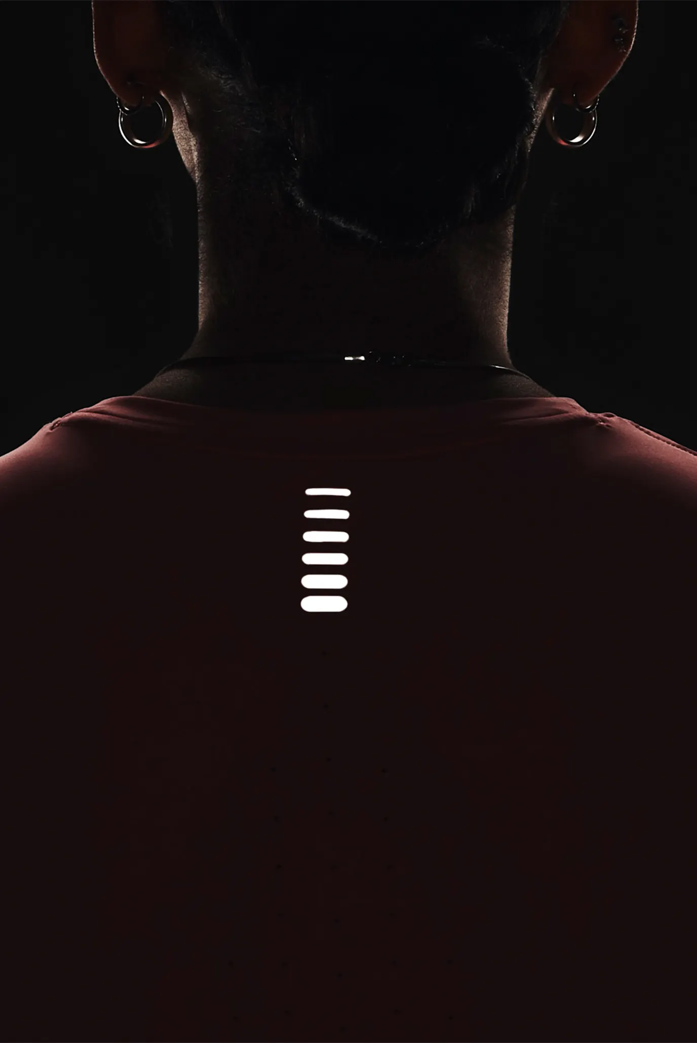 Жіноча рожева футболка UA Iso-Chill Laser Tee 4