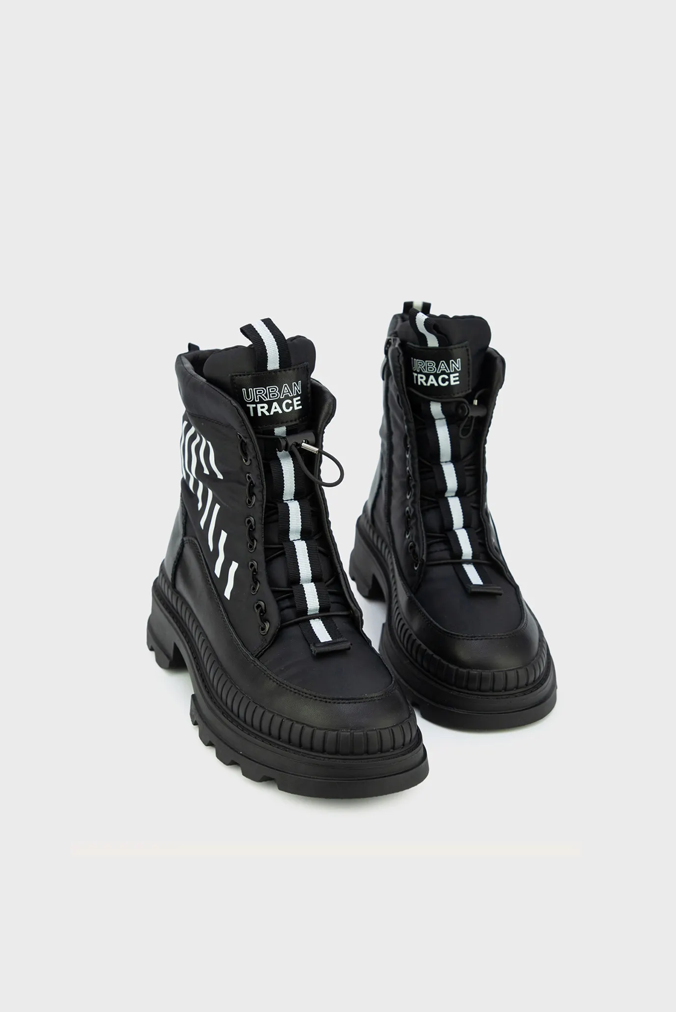 Женские черные ботинки 4