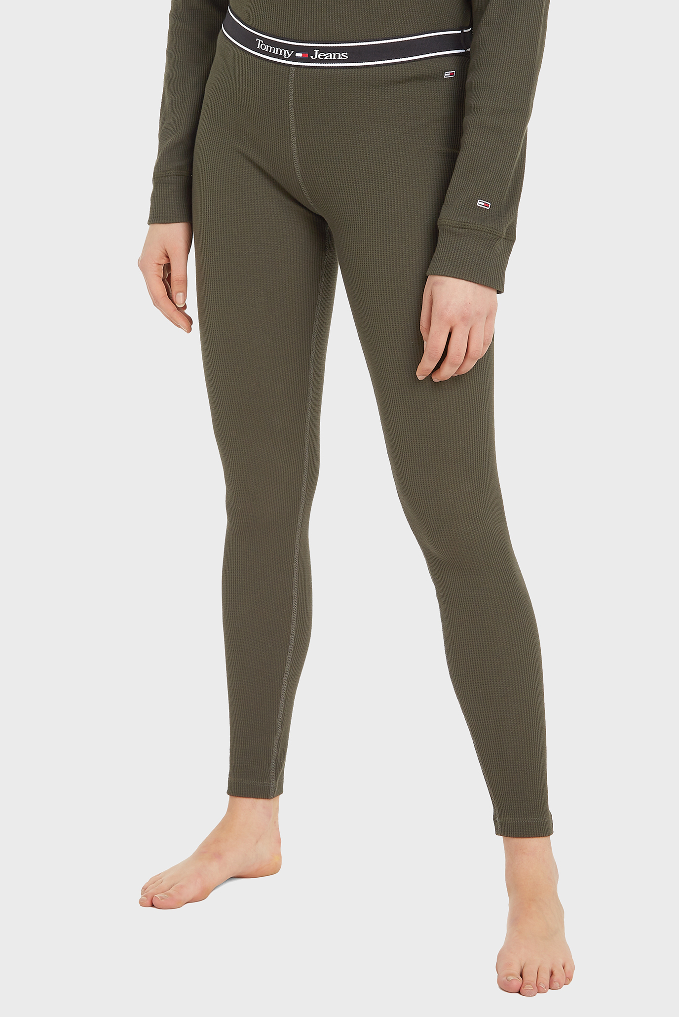 Женские оливковые леггинсы WAFFLE LEGGINGS (EXT SIZES) Оливковый M Tommy Jeans UW0UW04726 Женские оливковые леггинсы WAFFLE LEGGINGS (EXT SIZES) Оливковый M Tommy Jeans UW0UW04726