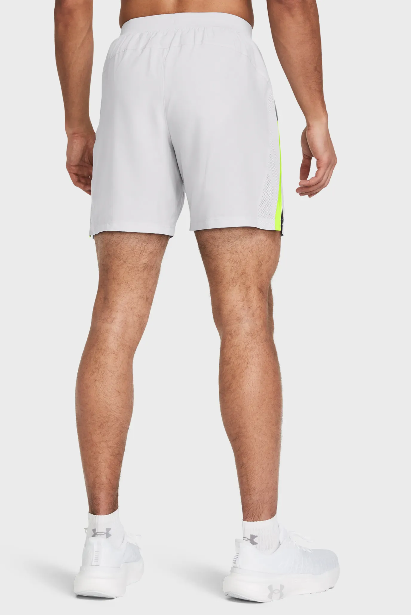 Чоловічі світло-сірі шорти UA LAUNCH 7'' SHORTS 3