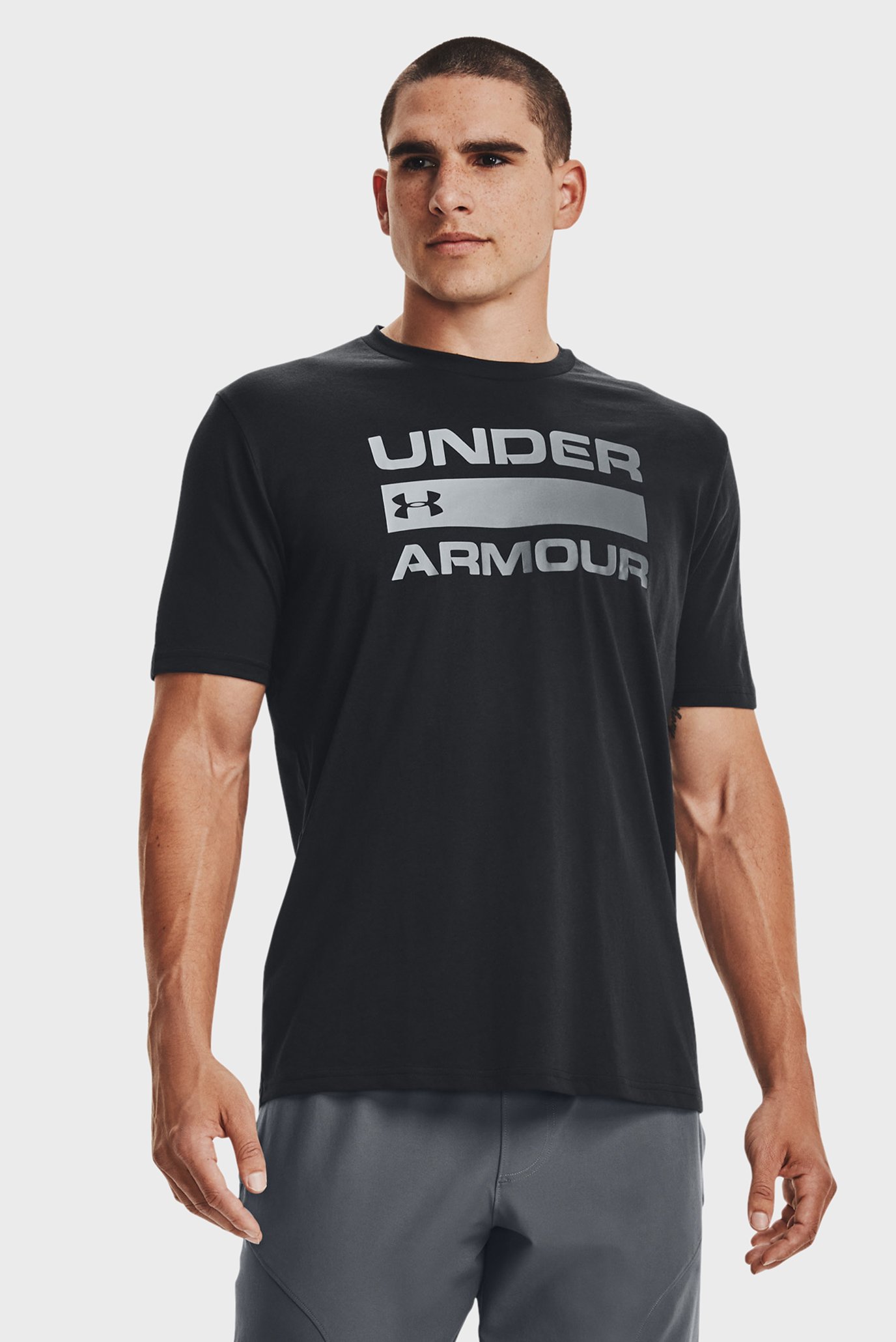 Мужская черная футболка UA TEAM ISSUE WORDMARK SS Черный XXL Under Armour 1329582-001 Мужская черная футболка UA TEAM ISSUE WORDMARK SS Черный XXL Under Armour 1329582-001