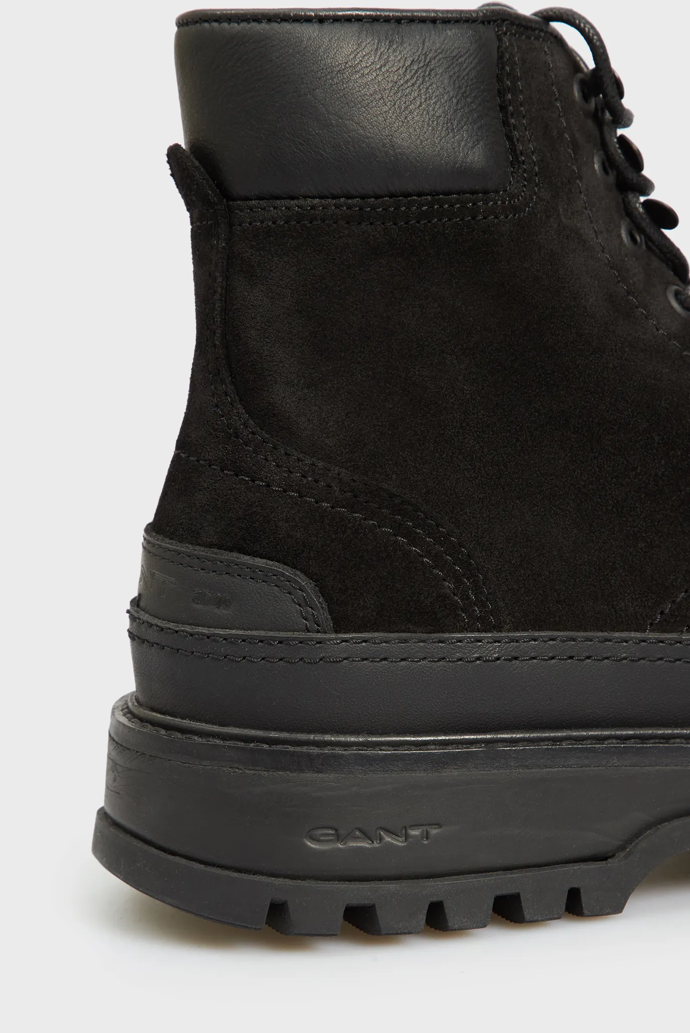 Чоловічі чорні замшеві черевики Clafton 2