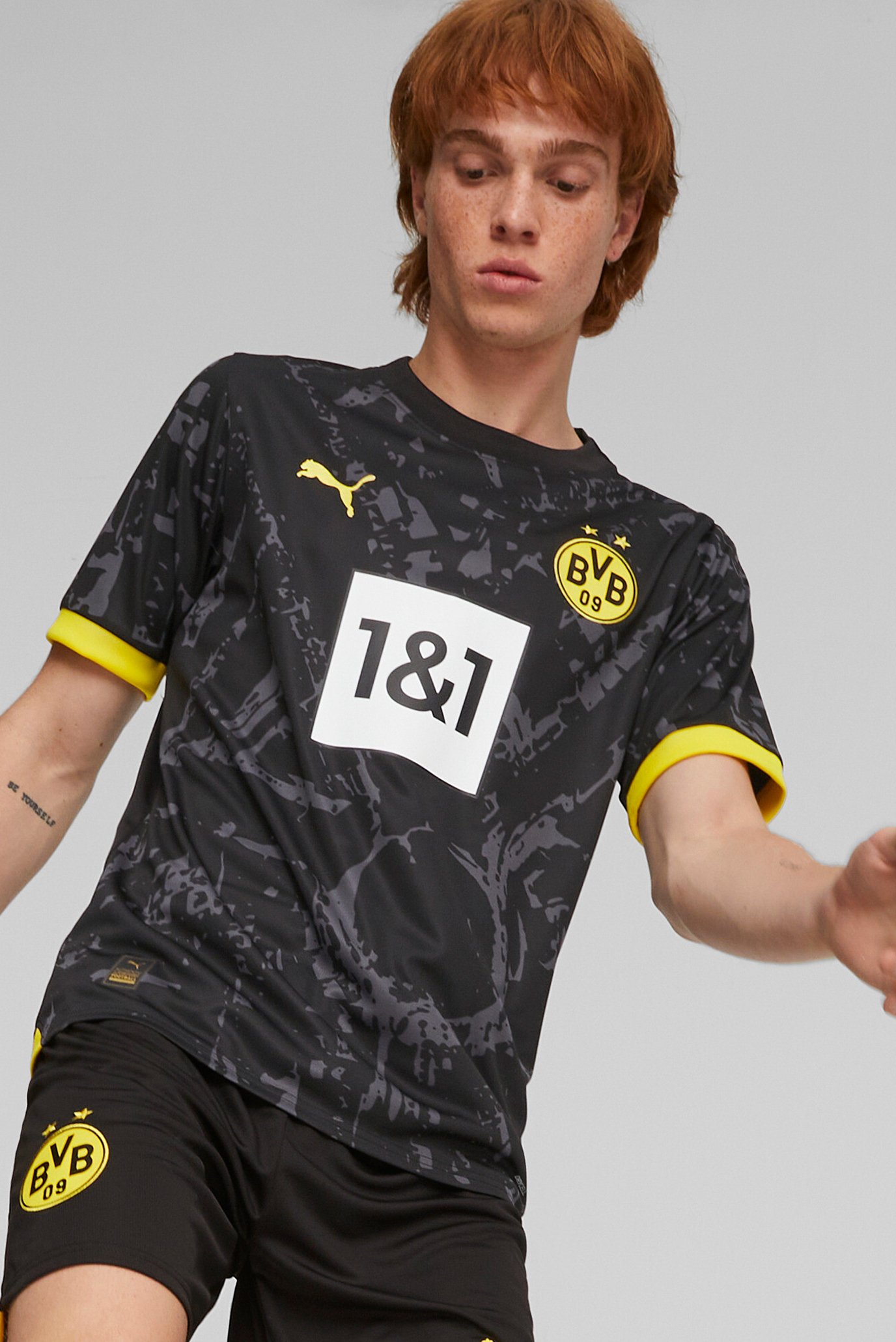 Чоловіча чорна футболка Borussia Dortmund 23/24 Away Jersey Men 1