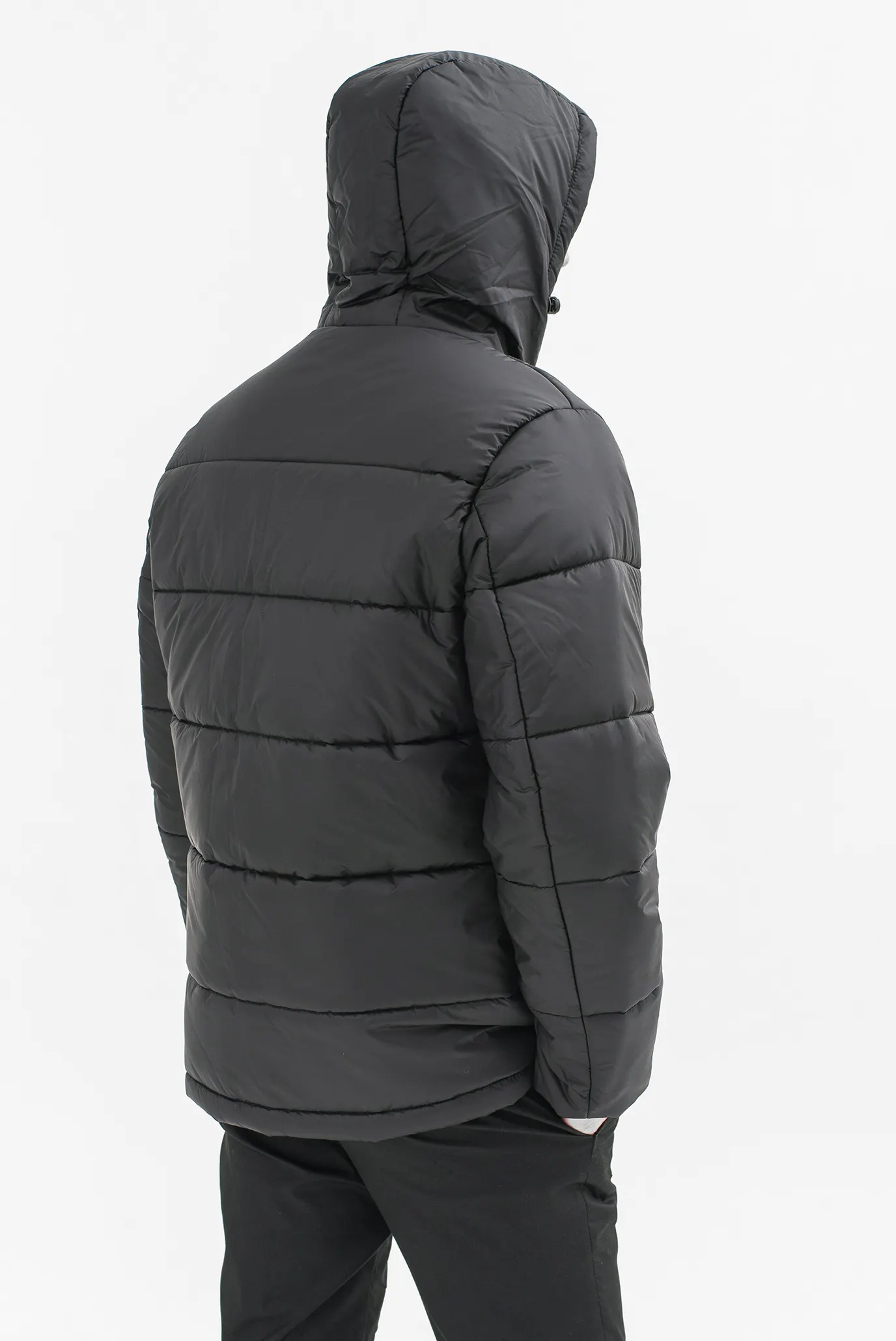 Мужская черная куртка 2