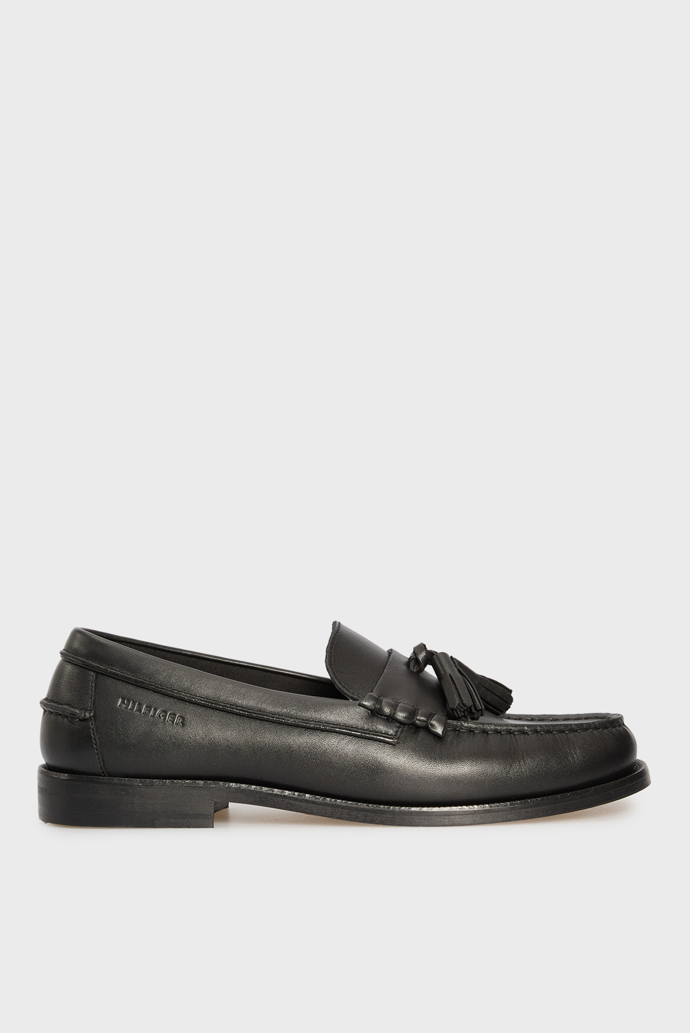 Мужские черные кожаные лоферы TASSEL Черный 44 Tommy Hilfiger FM0FM05494 Мужские черные кожаные лоферы TASSEL Черный 44 Tommy Hilfiger FM0FM05494