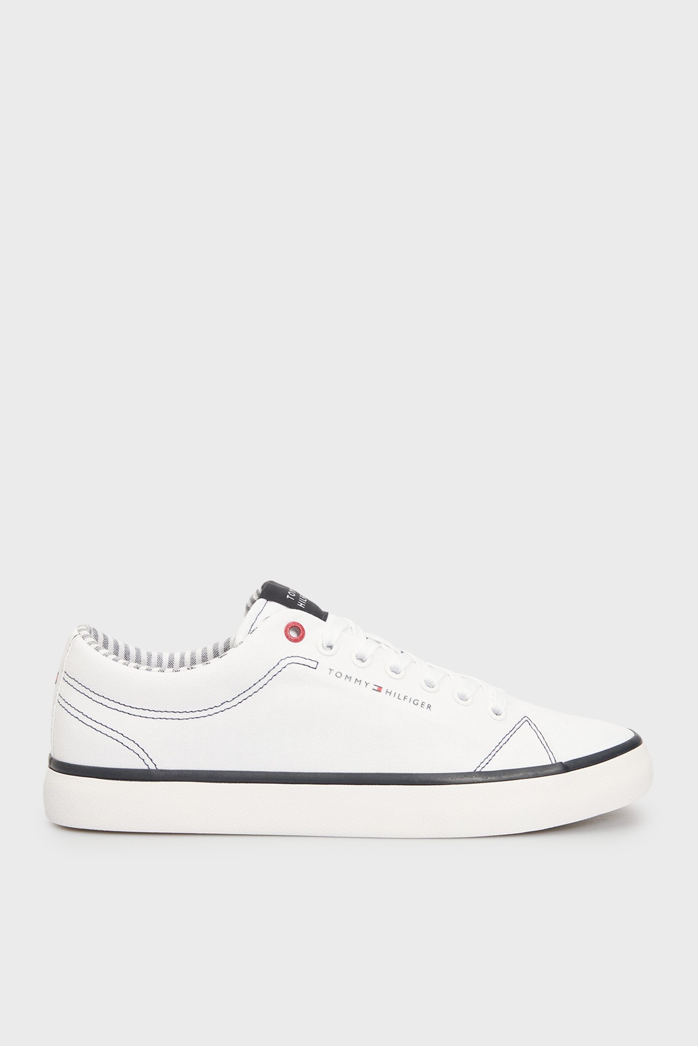 Мужские белые кеды TH HI VULC LOW CORE ITHACA Белый 45 Tommy Hilfiger FM0FM05397 Мужские белые кеды TH HI VULC LOW CORE ITHACA Белый 45 Tommy Hilfiger FM0FM05397