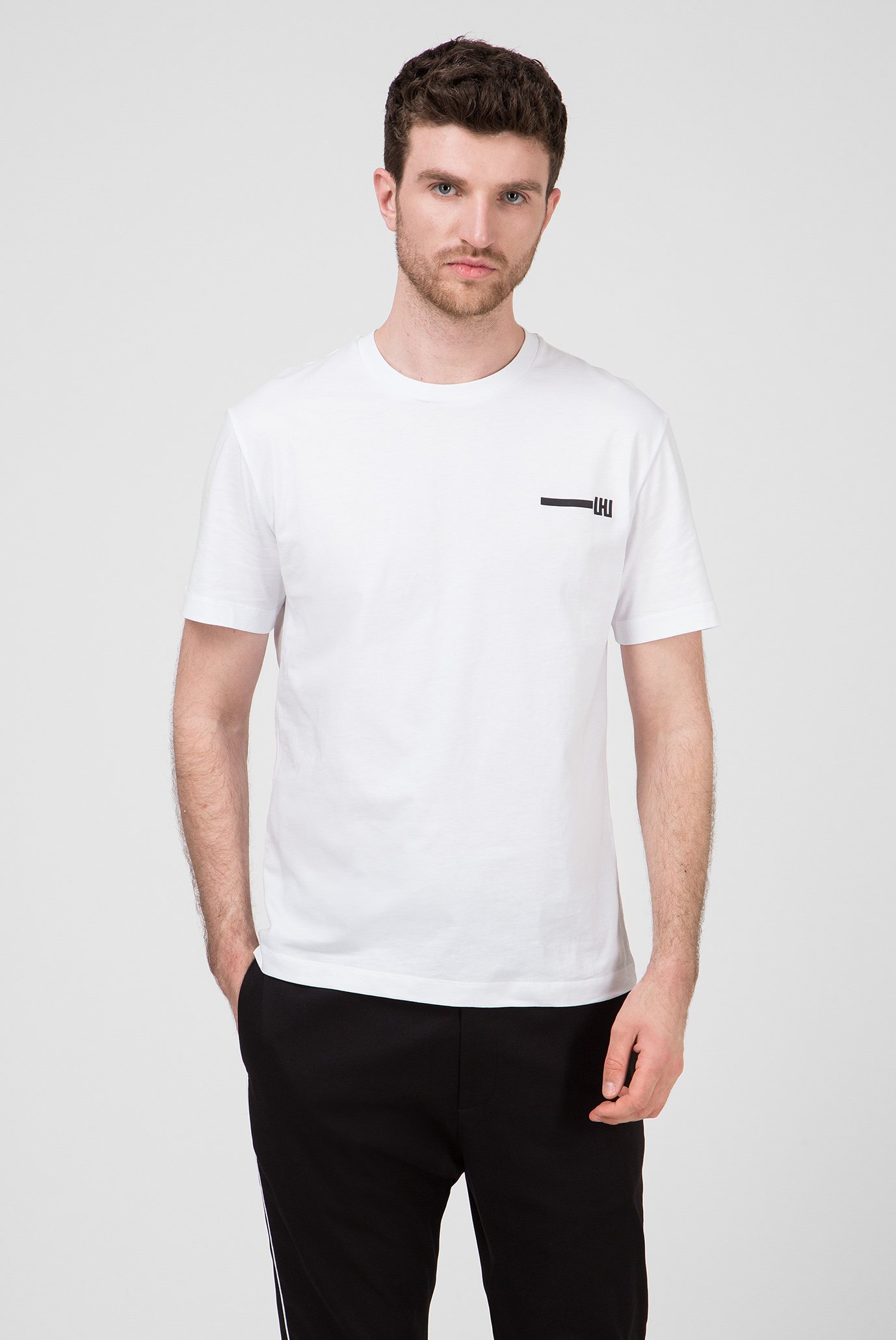 Чоловіча біла футболка 1