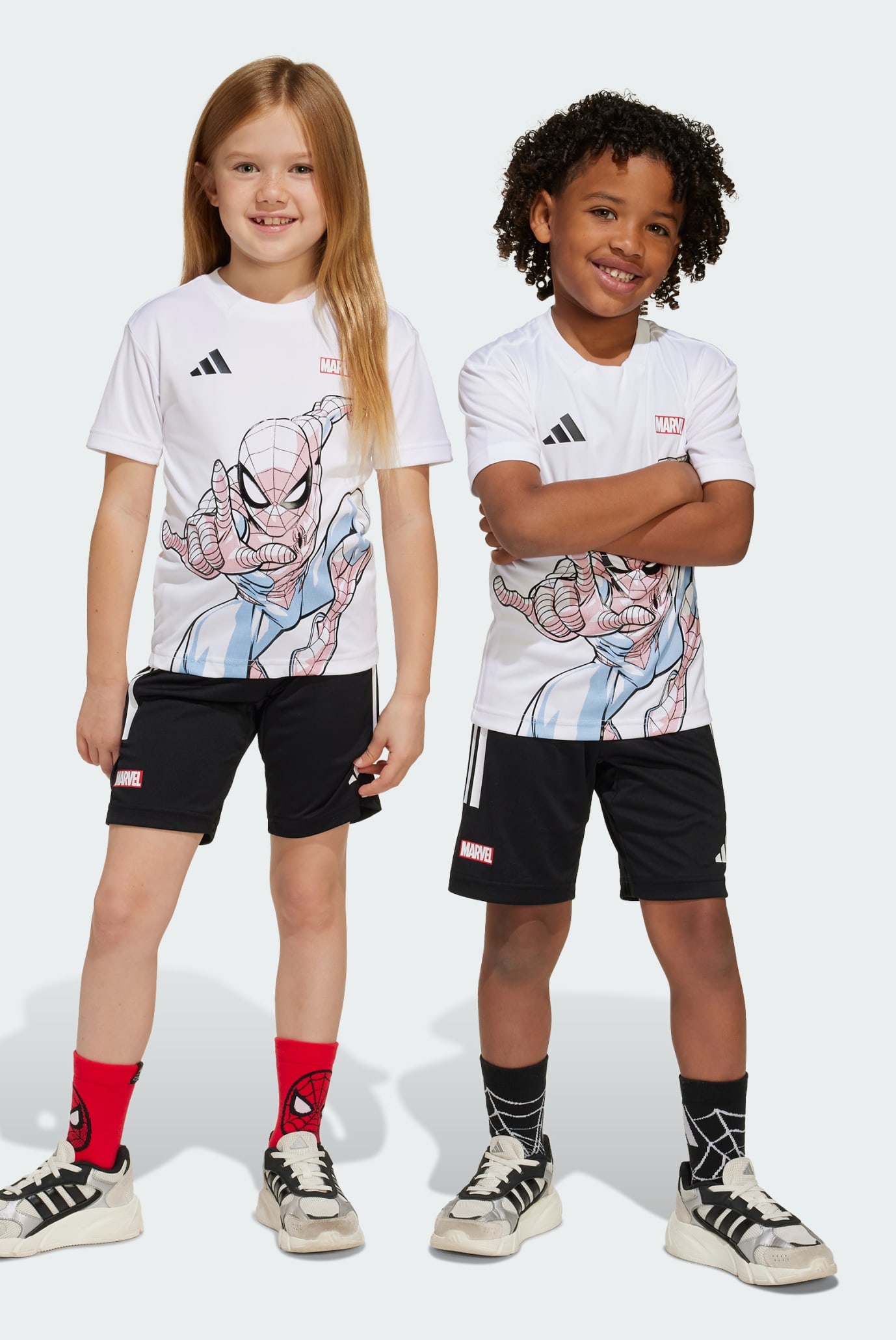 Дитячий комплект одягу (футболка, шорти) adidas x Marvel Spider-Man Kids 1