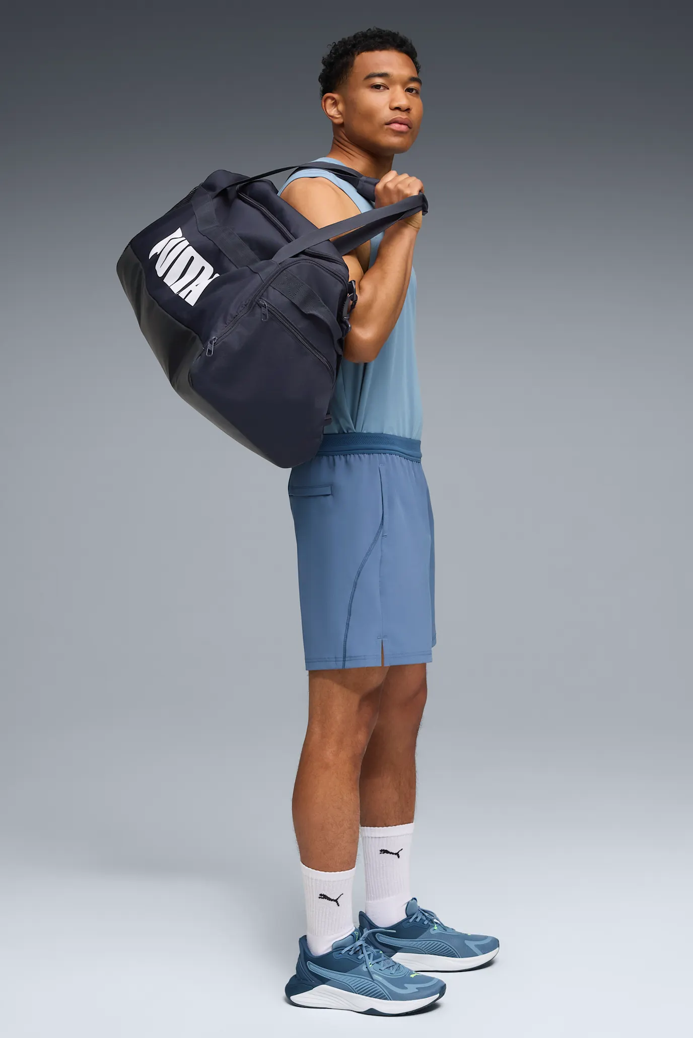 Чоловічі блакитні шорти TECH TRAINING 5