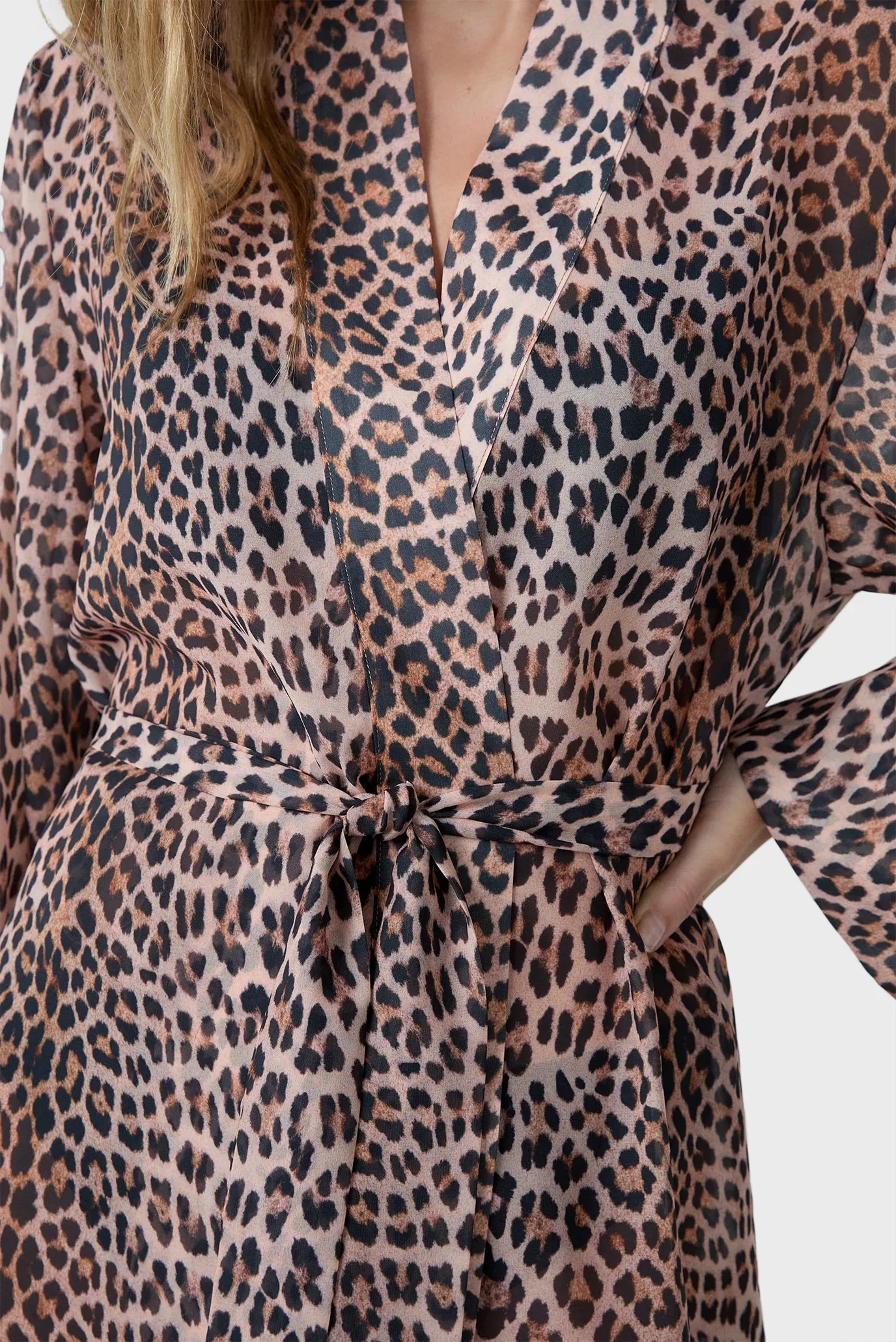 Женский бежевый пенюар с узором REID 4