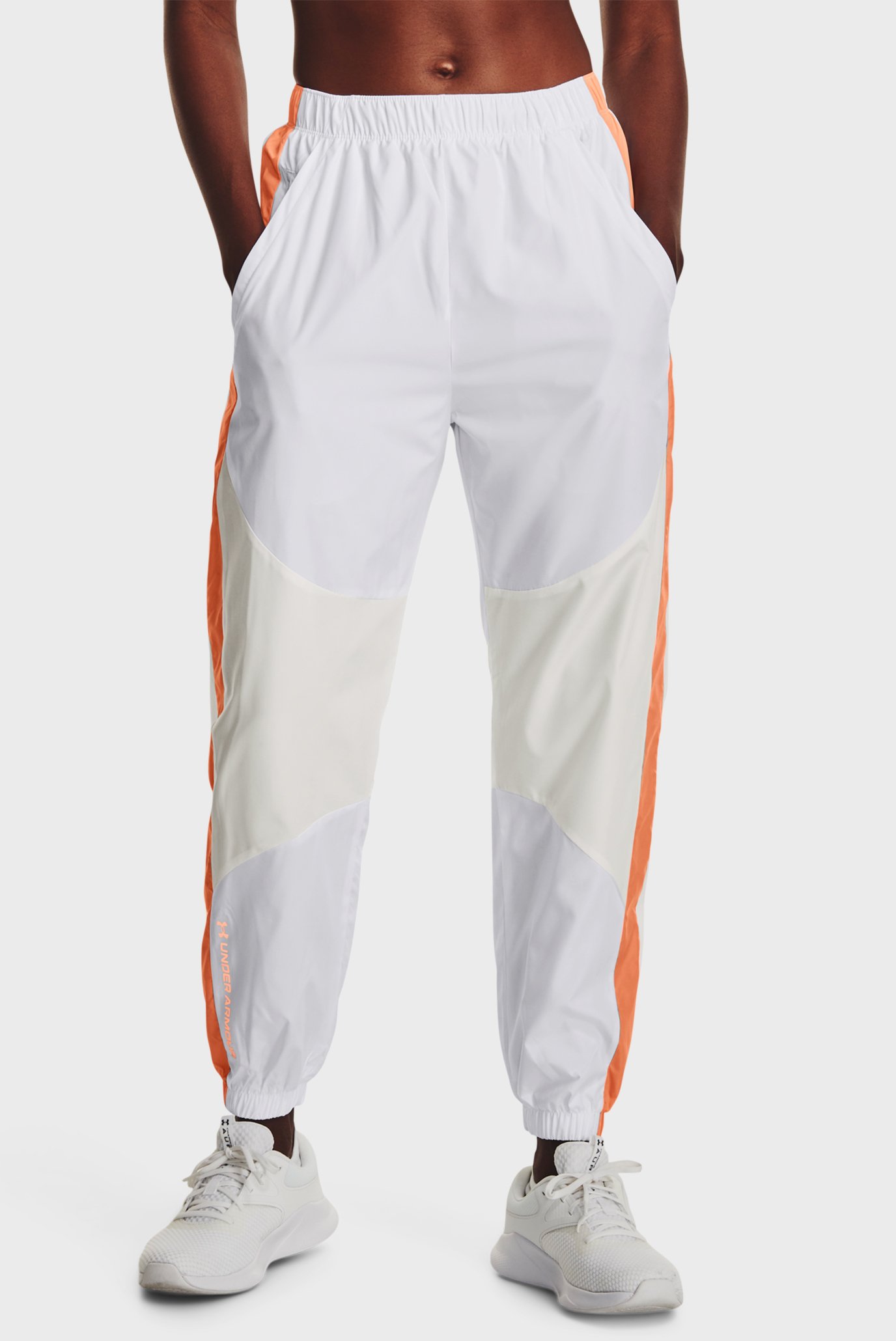 Жіночі білі спортивні штани UA Rush Woven Pant 1