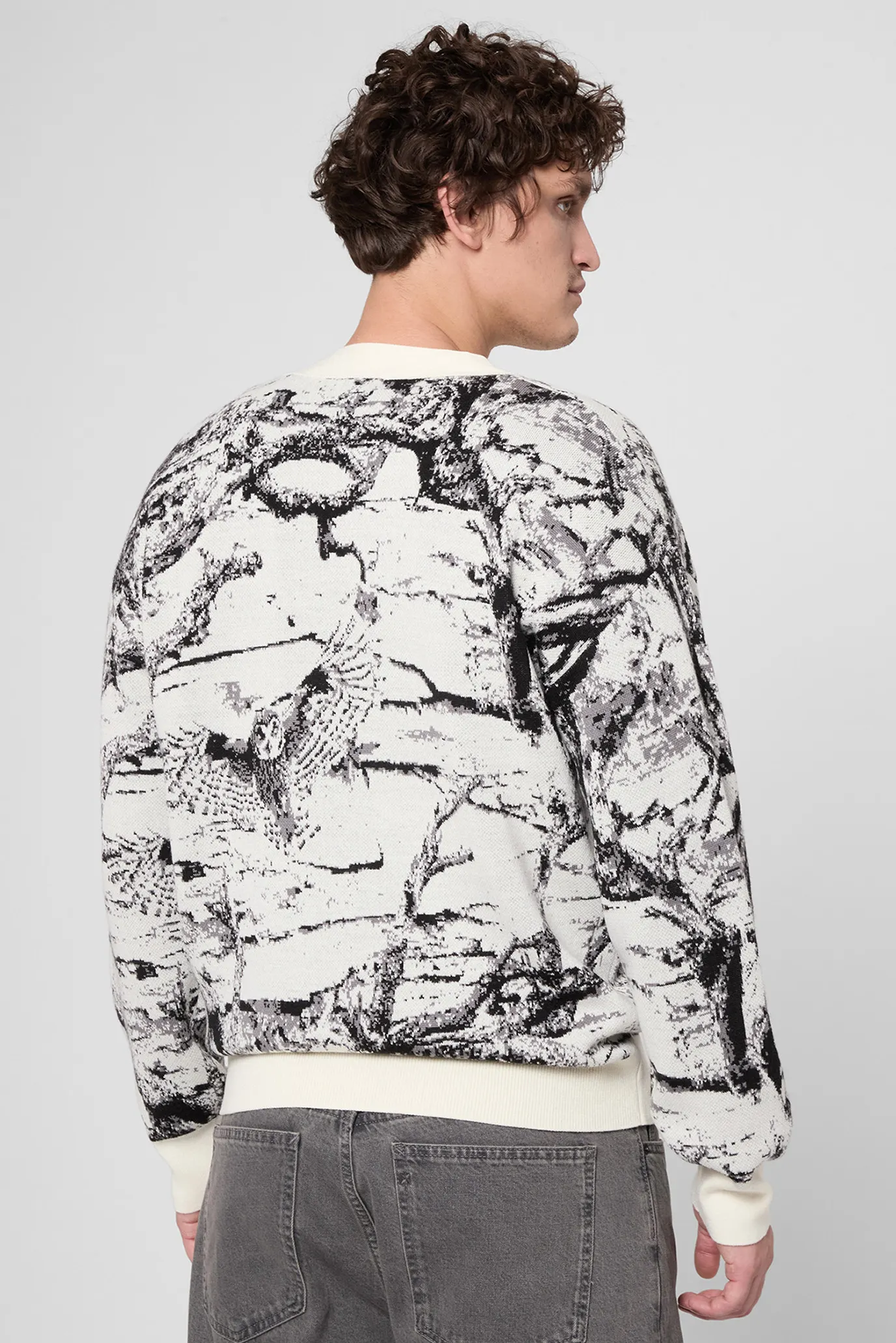 Чоловічий сірий вовняний кардиган з візерунком 3