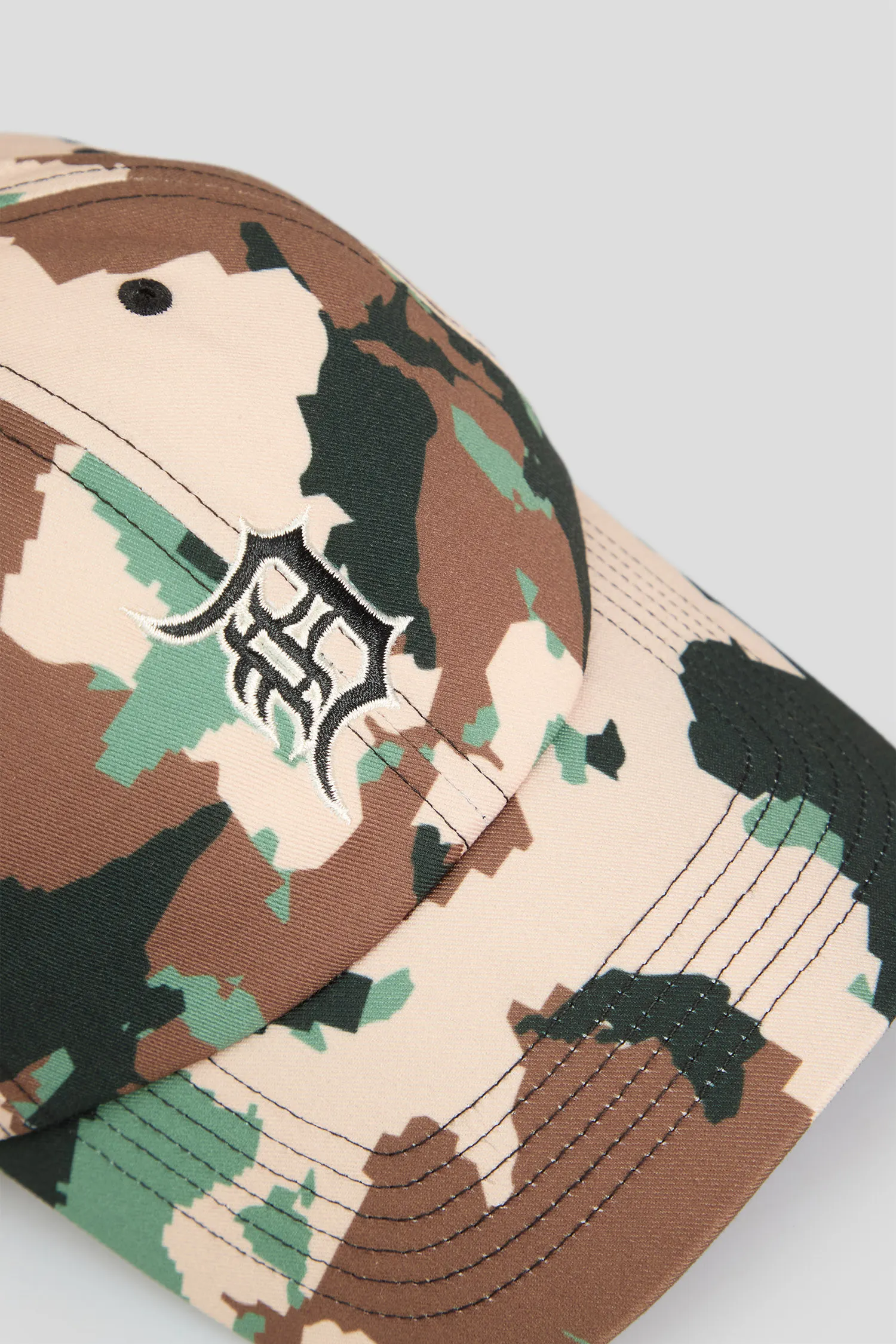 Кепка з візерунком 4